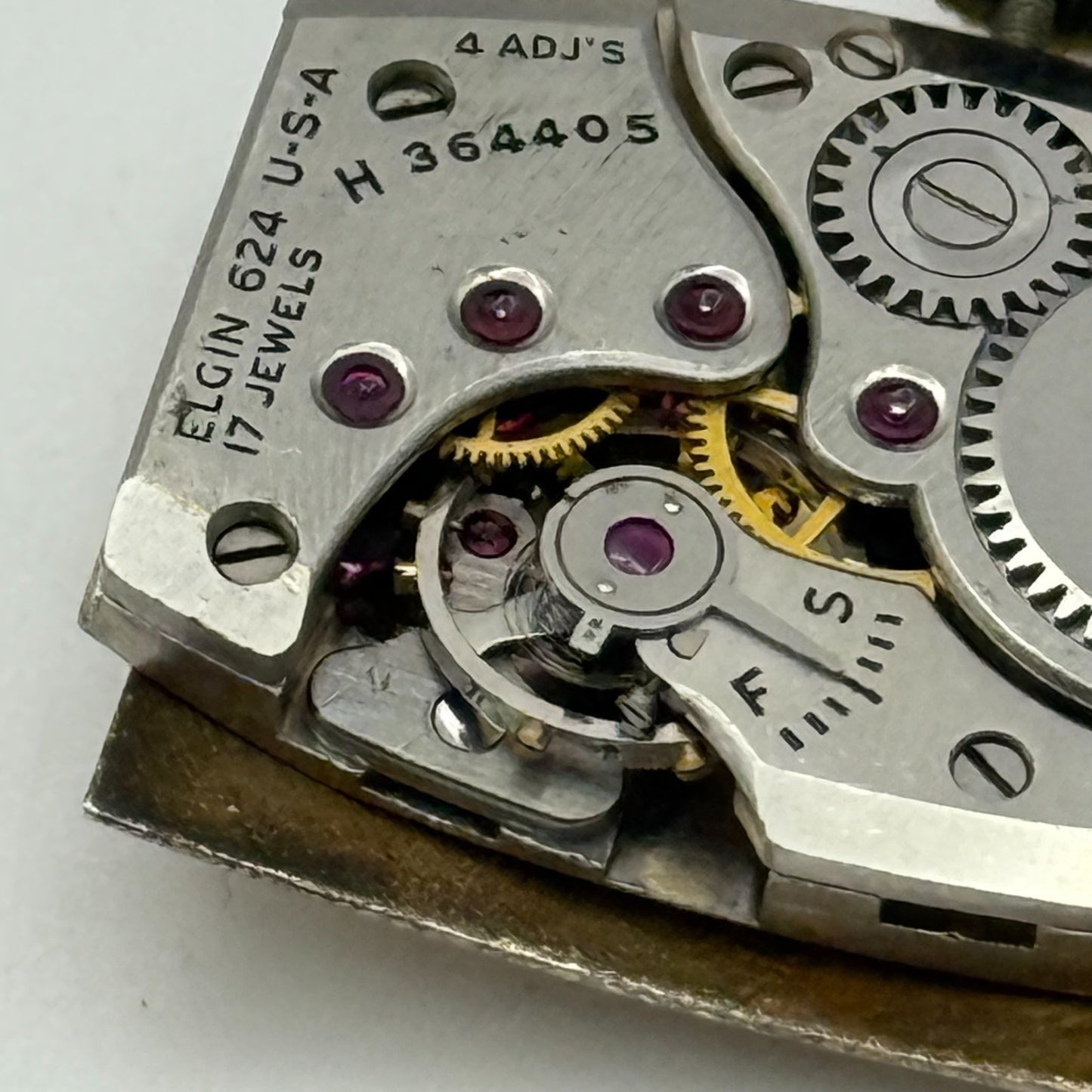 1950 Vintage 15/0s Elgin De Luxe 624 Model 2 American Watch Movement for PARTS
