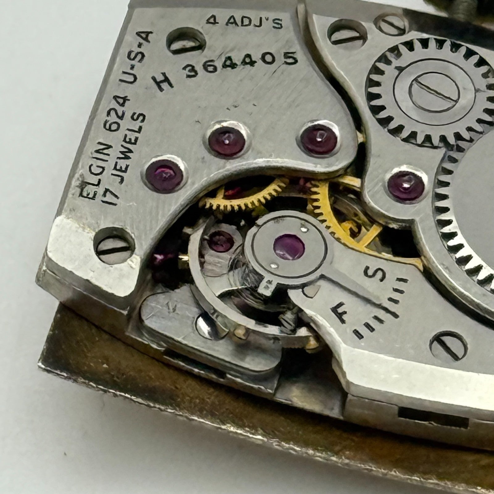1950 Vintage 15/0s Elgin De Luxe 624 Model 2 American Watch Movement for PARTS