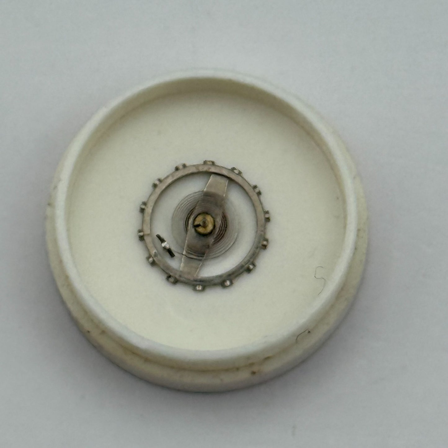 Brac 2051 Balance Wheel Complete And Spring  5½’’’ 69 M Watch Movement Parts NOS