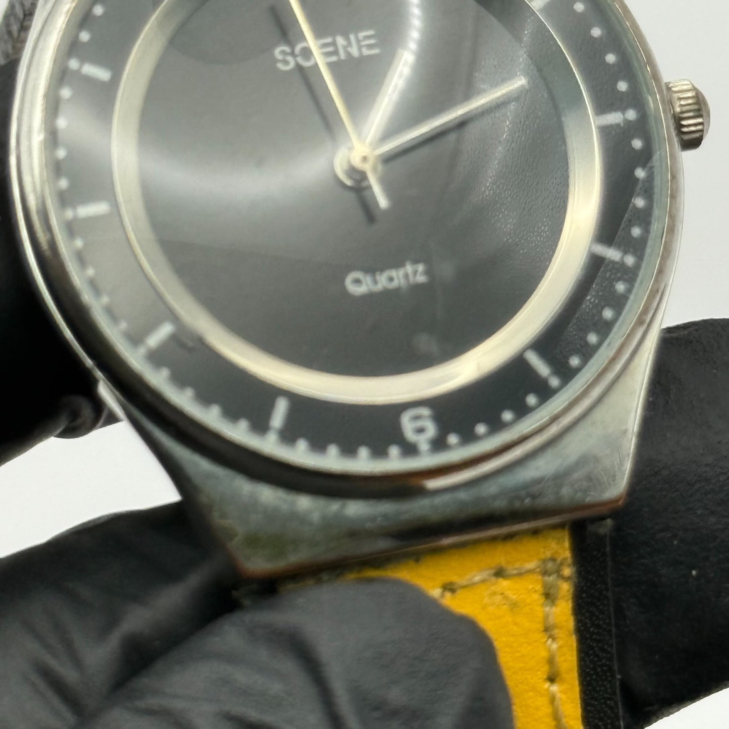 Scene Ladies Quartz Watch Black Dial Yellow Leather Strap Working 32mm