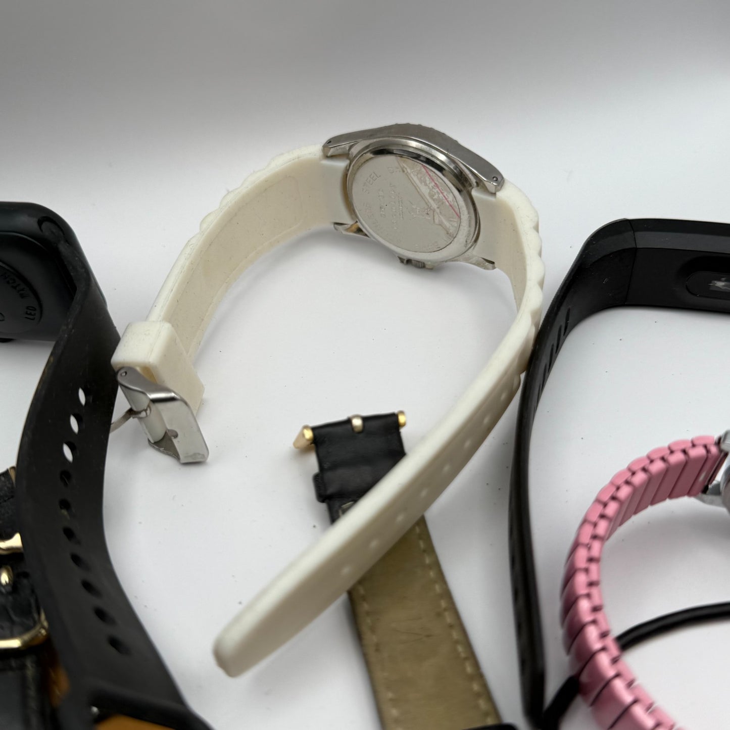 Bundle Of 15 Quartz Watches Job Lot Modern / Vintage Untested Parts / Repair