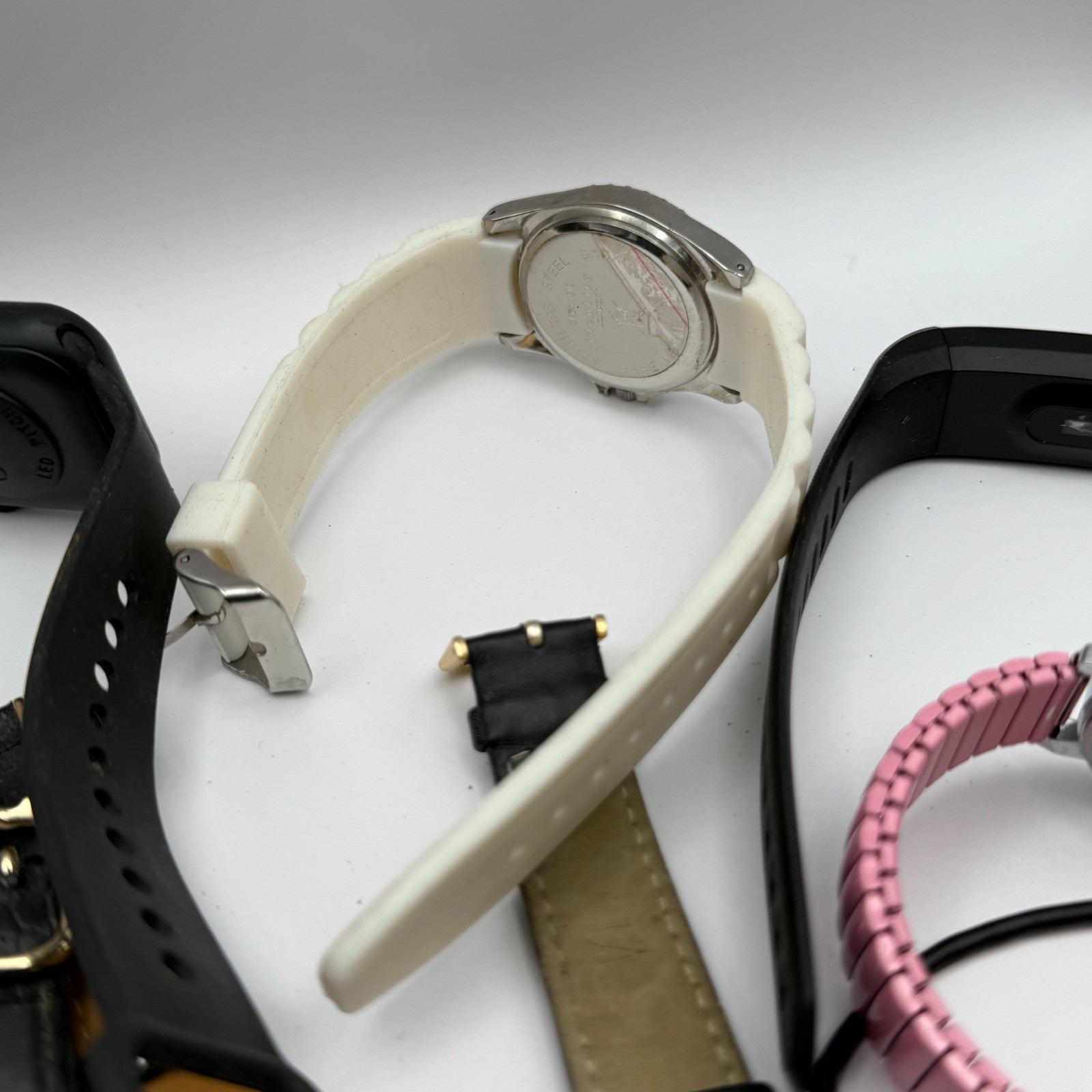 Bundle Of 15 Quartz Watches Job Lot Modern / Vintage Untested Parts / Repair