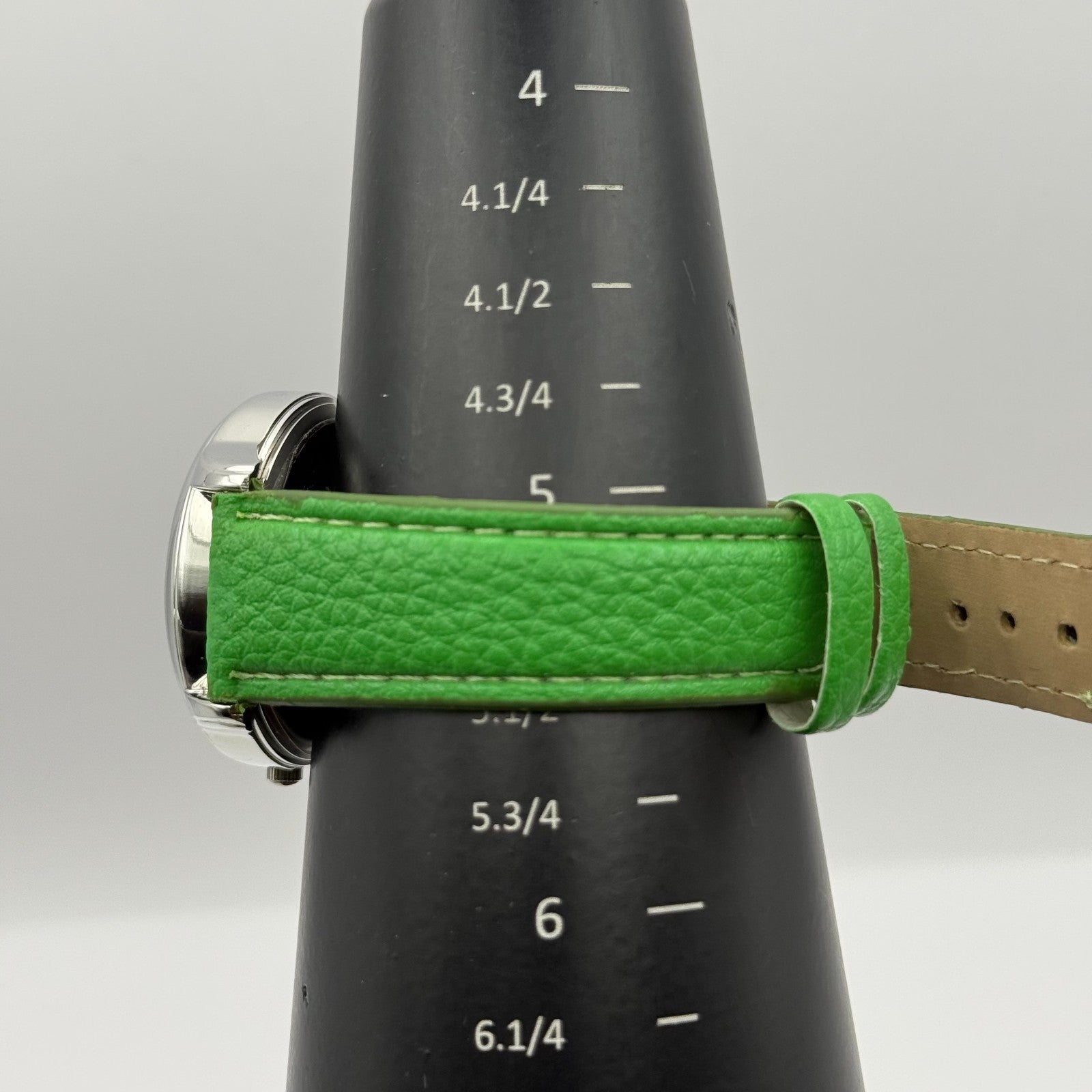 Eve Mon Crios Ladies Quartz Watch Lime Slice Dial Green Strap Japan Working 36mm