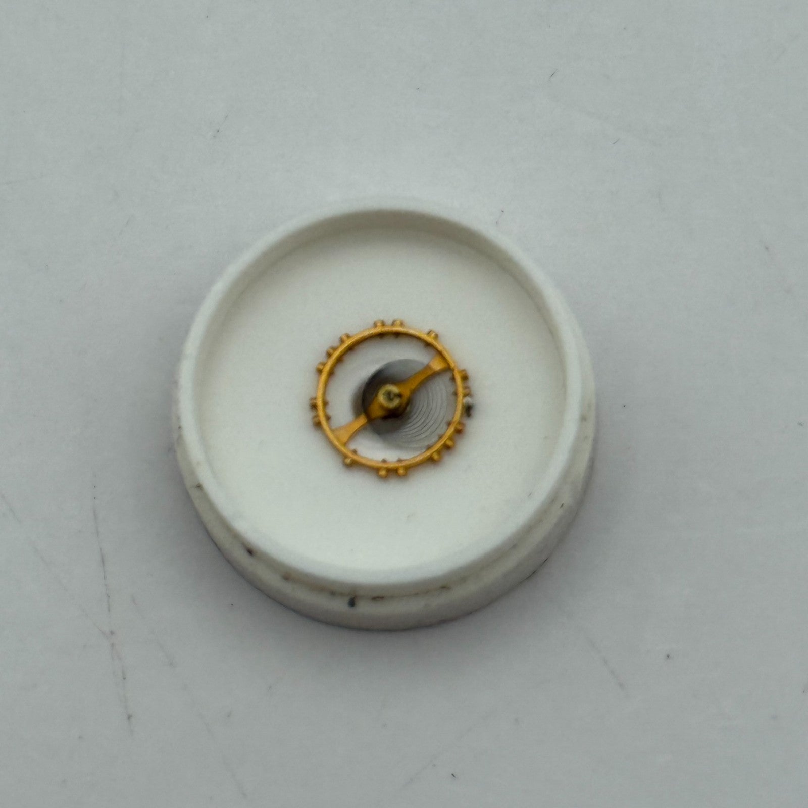 AS 1477 Balance Wheel Complete And Spring Renata 1070 M Watch Movement Parts 
