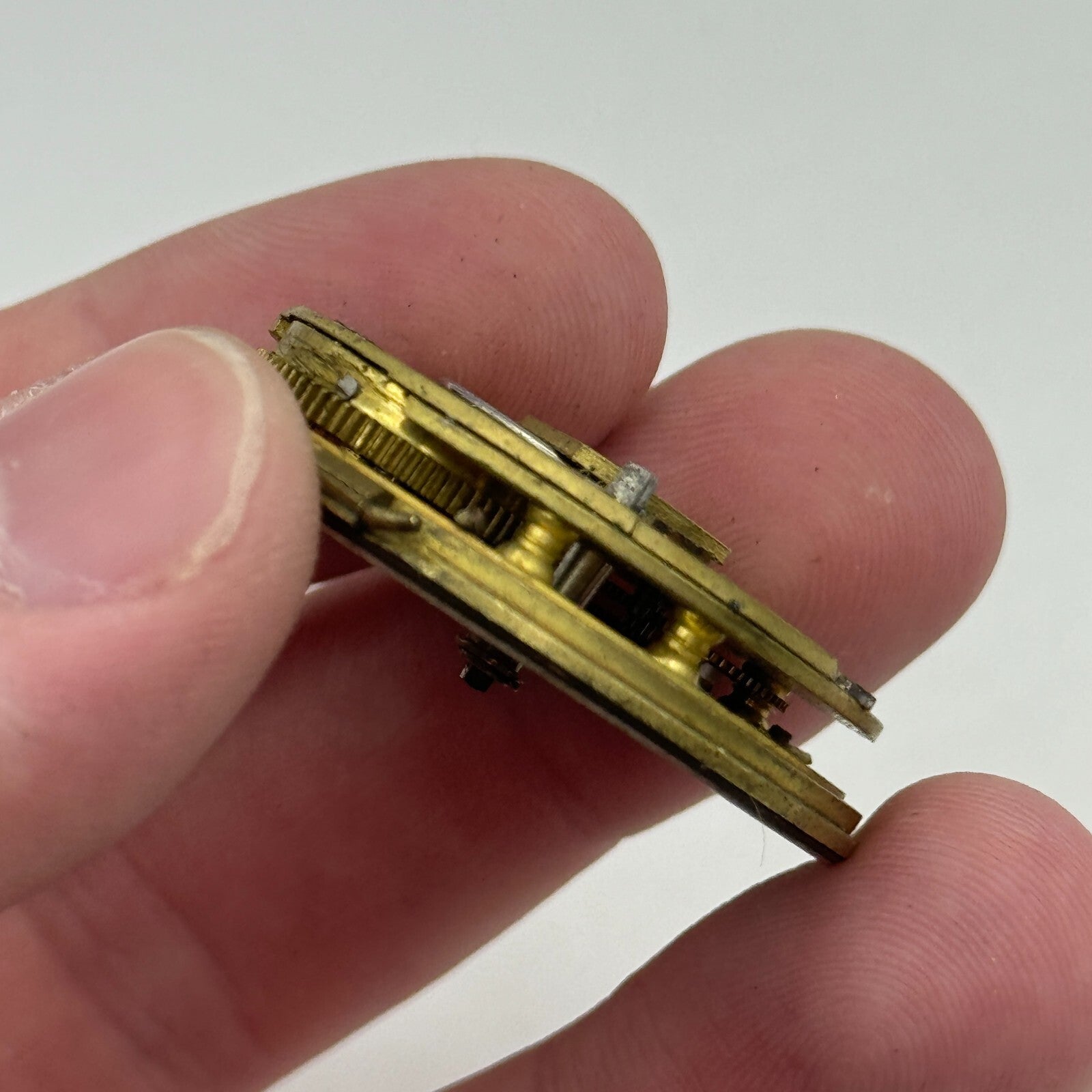 35.8mm Antique Key Wound Pocket Watch Movement PARTS REPAIR SPARES