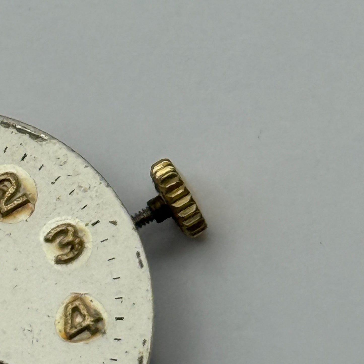 AS 1002 984 Watch Movement Avia Running Manual Wind Vintage Parts Repair 23.6mm