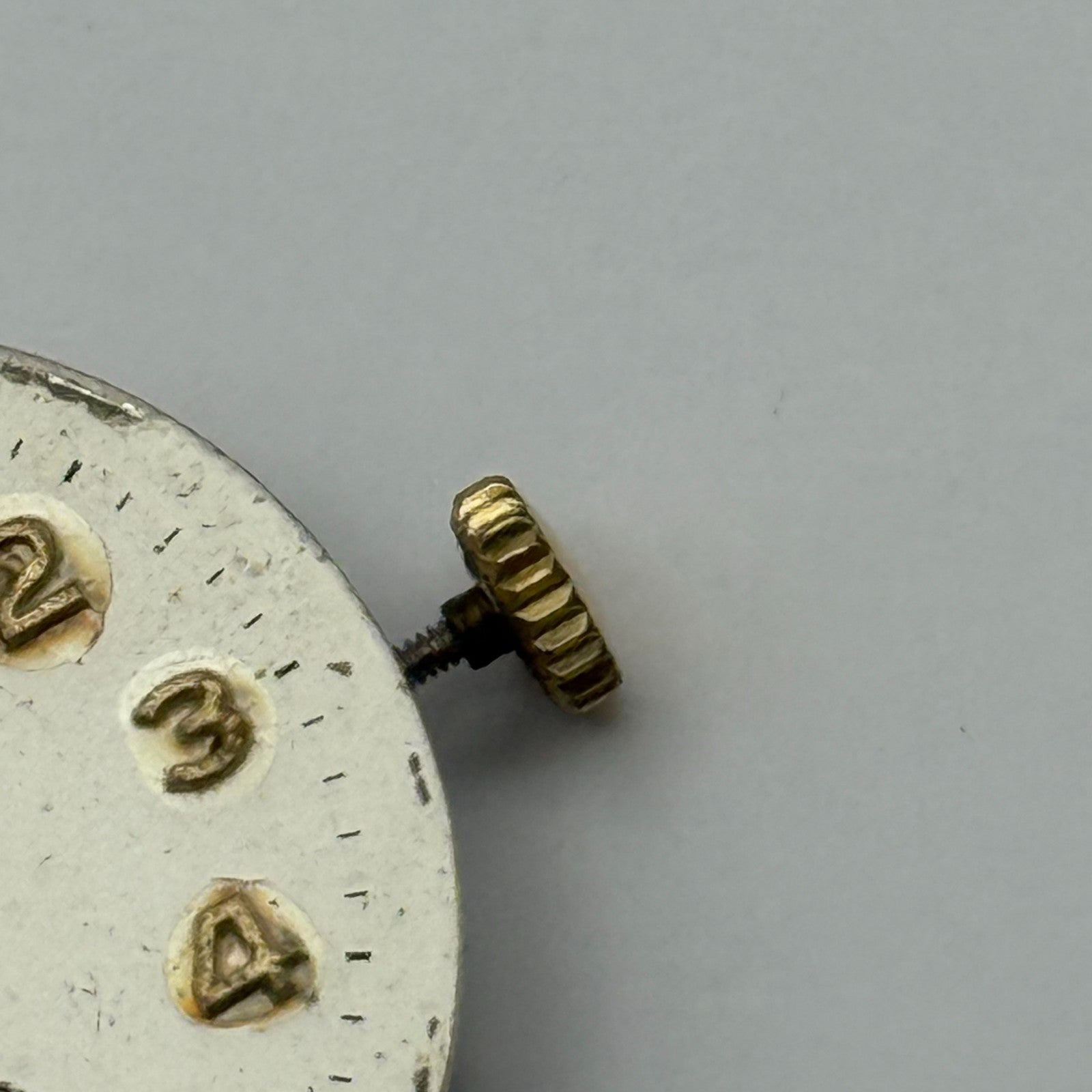 AS 1002 984 Watch Movement Avia Running Manual Wind Vintage Parts Repair 23.6mm