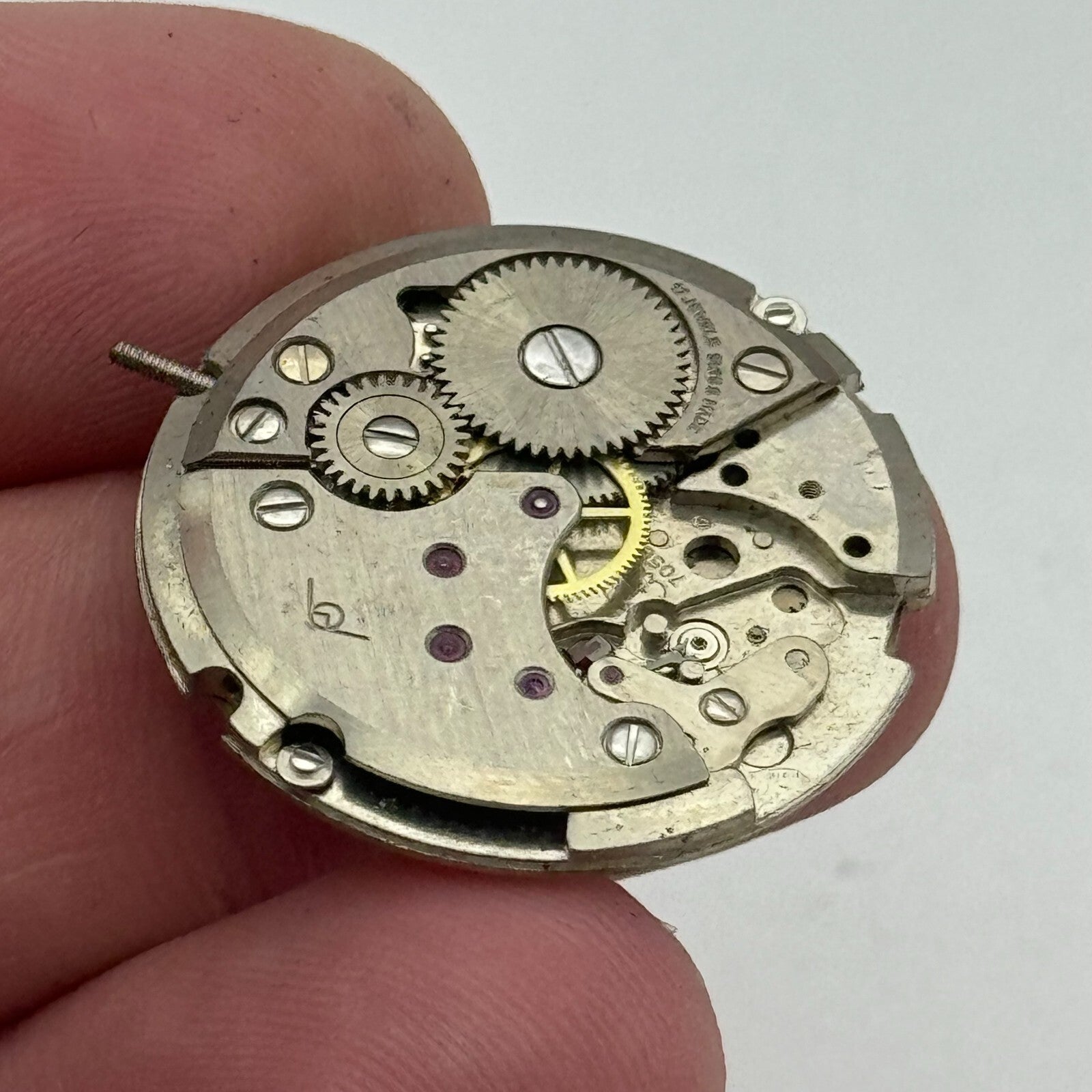 25.9mm Peseux 7056 Swiss Manual Wind 17 Jewels Watch Movement PARTS REPAIR SPARE