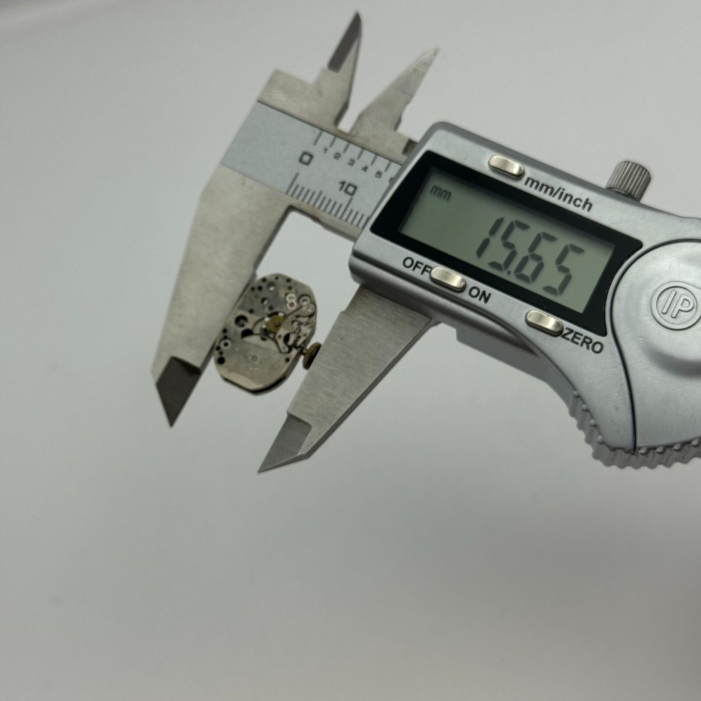 12.7mm Ladies Peseux P 120 Manual Wind 15 Jewels Watch Movement Swiss PARTS