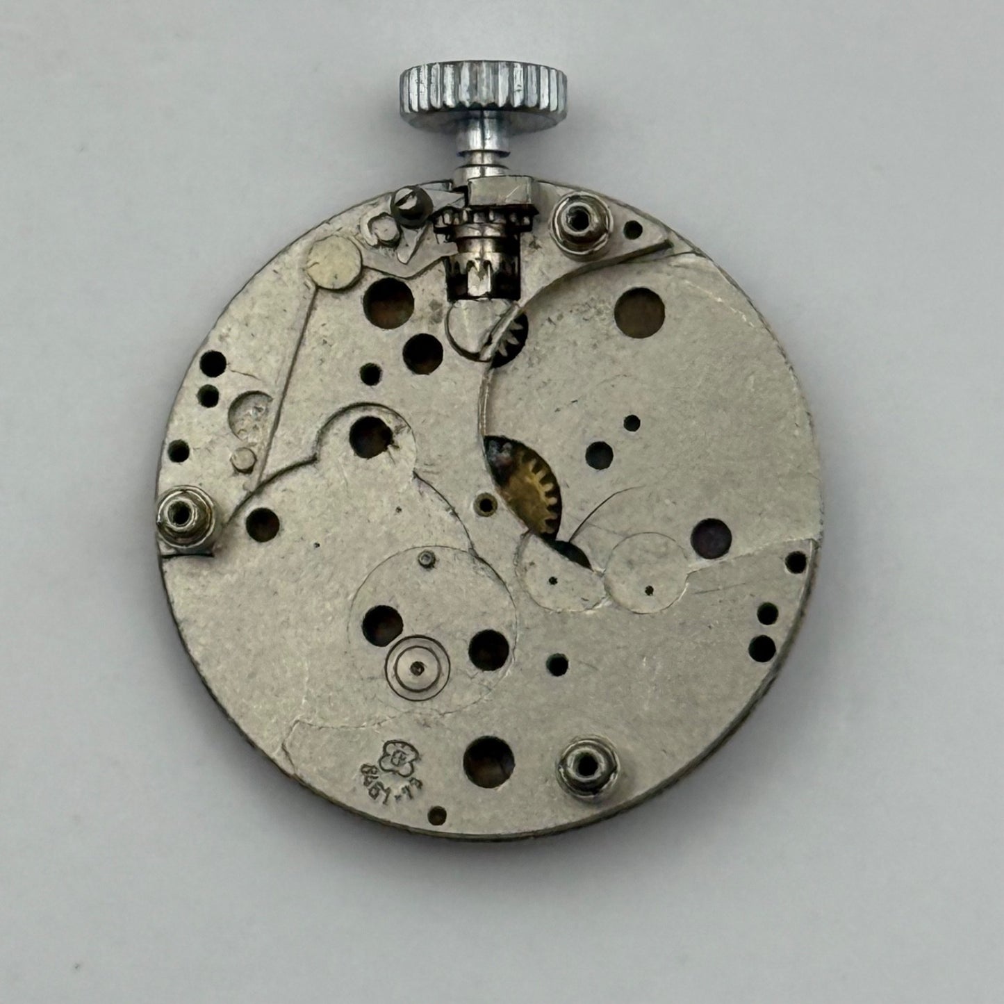 EB 8461-73 Watch Movement Manual Wind Vintage Incomplete Parts Repair 19.6mm