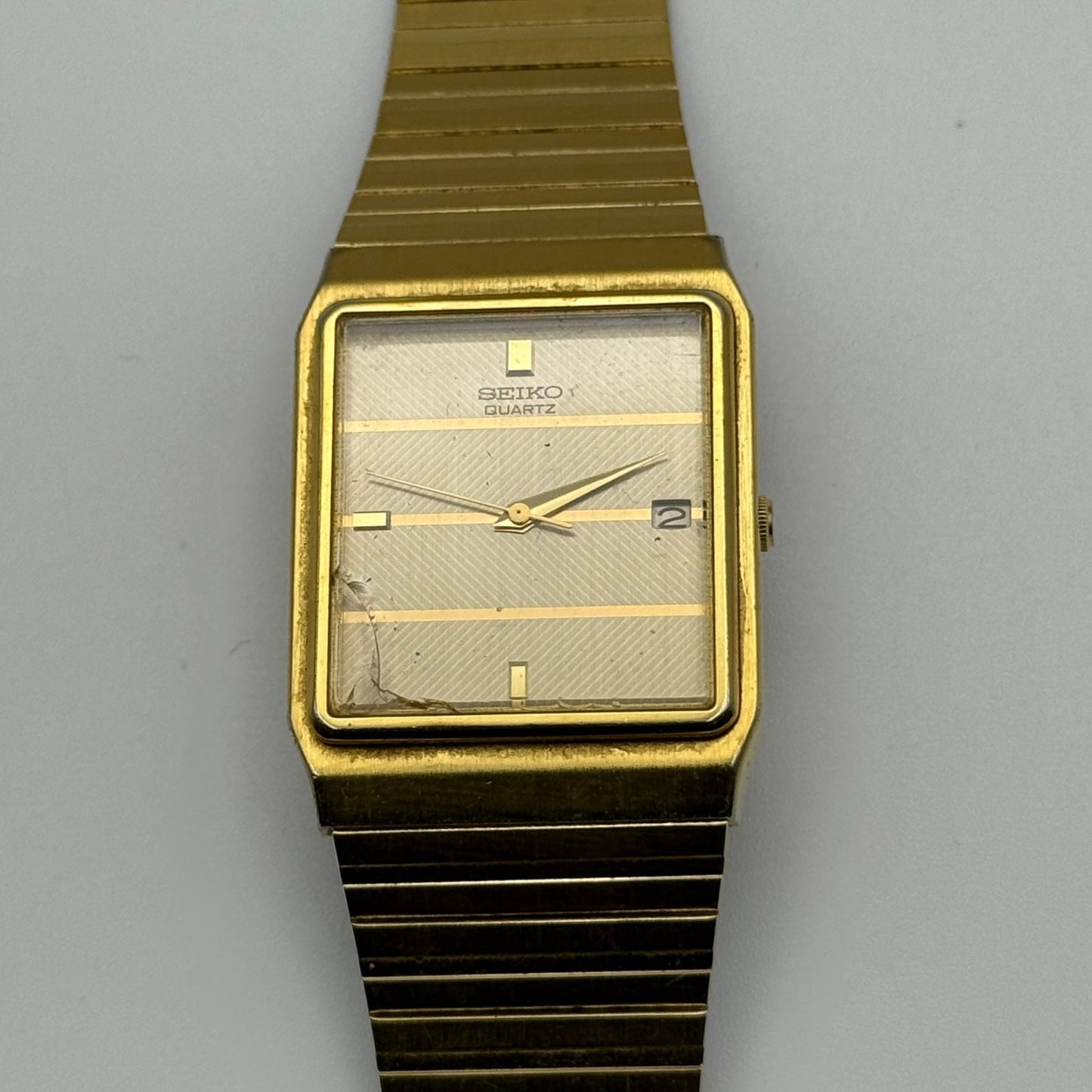 Seiko Ladies Quartz Watch Date Dial Gold Tone Bracelet Japan 25mm PARTS REPAIR