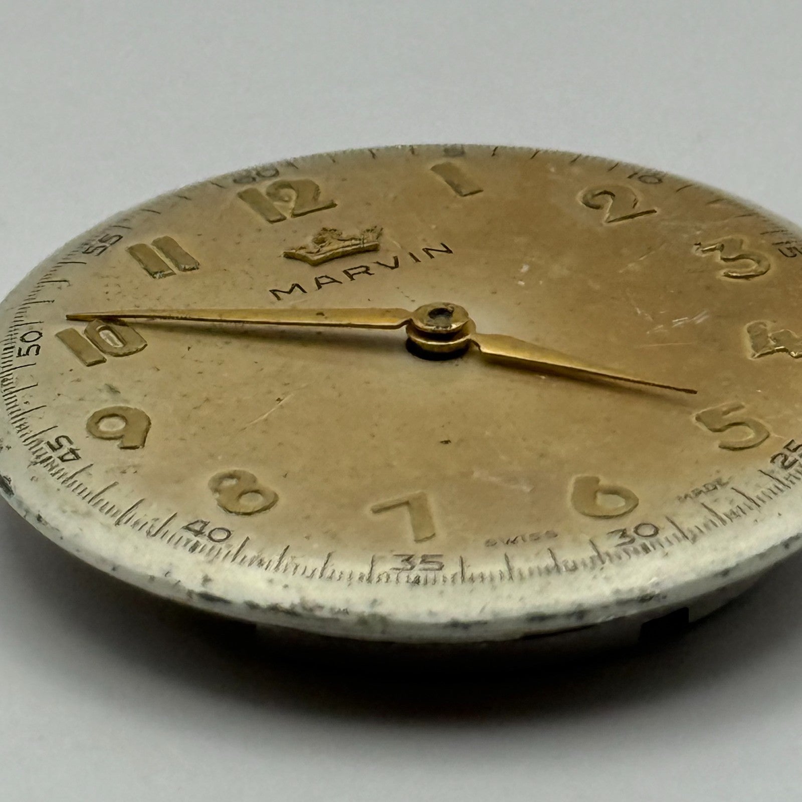 Marvin 560 Watch Movement Manual Wind Vintage Swiss 17 Jewels Parts 23.6mm