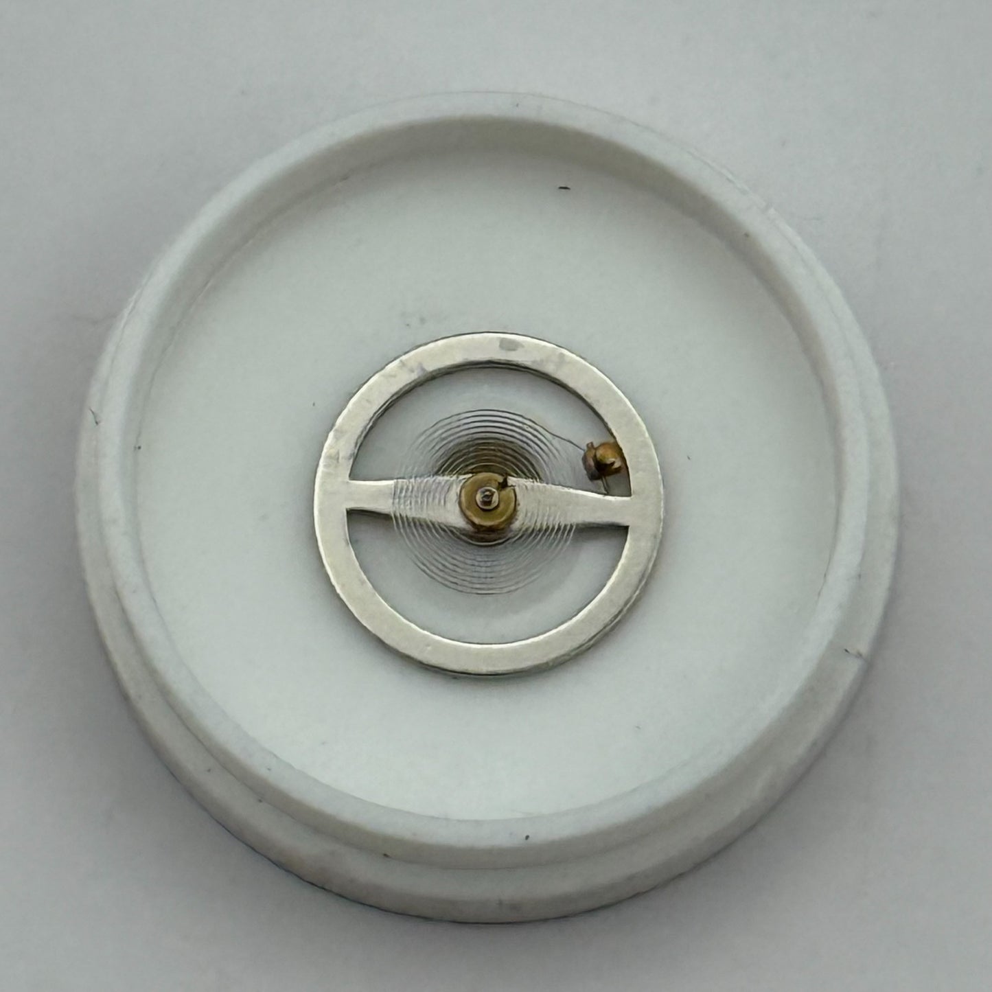 OC R7 Balance Wheel Complete And Spring 10½’’’ a dgt 1534 Watch Movement Parts