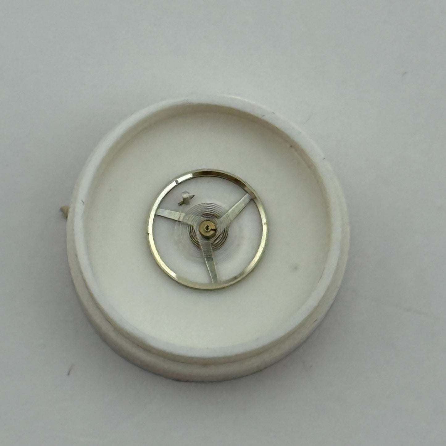 FEF 371 Balance Wheel Complete And Spring 6 3/4-8''' 1572 M Watch Movement Parts
