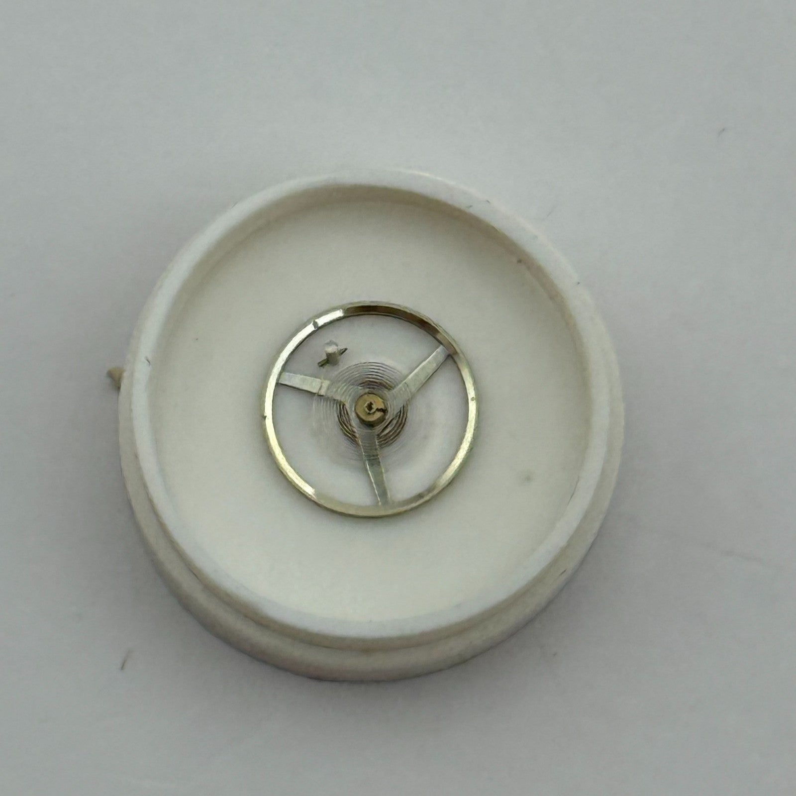 FEF 371 Balance Wheel Complete And Spring 6 3/4-8''' 1572 M Watch Movement Parts