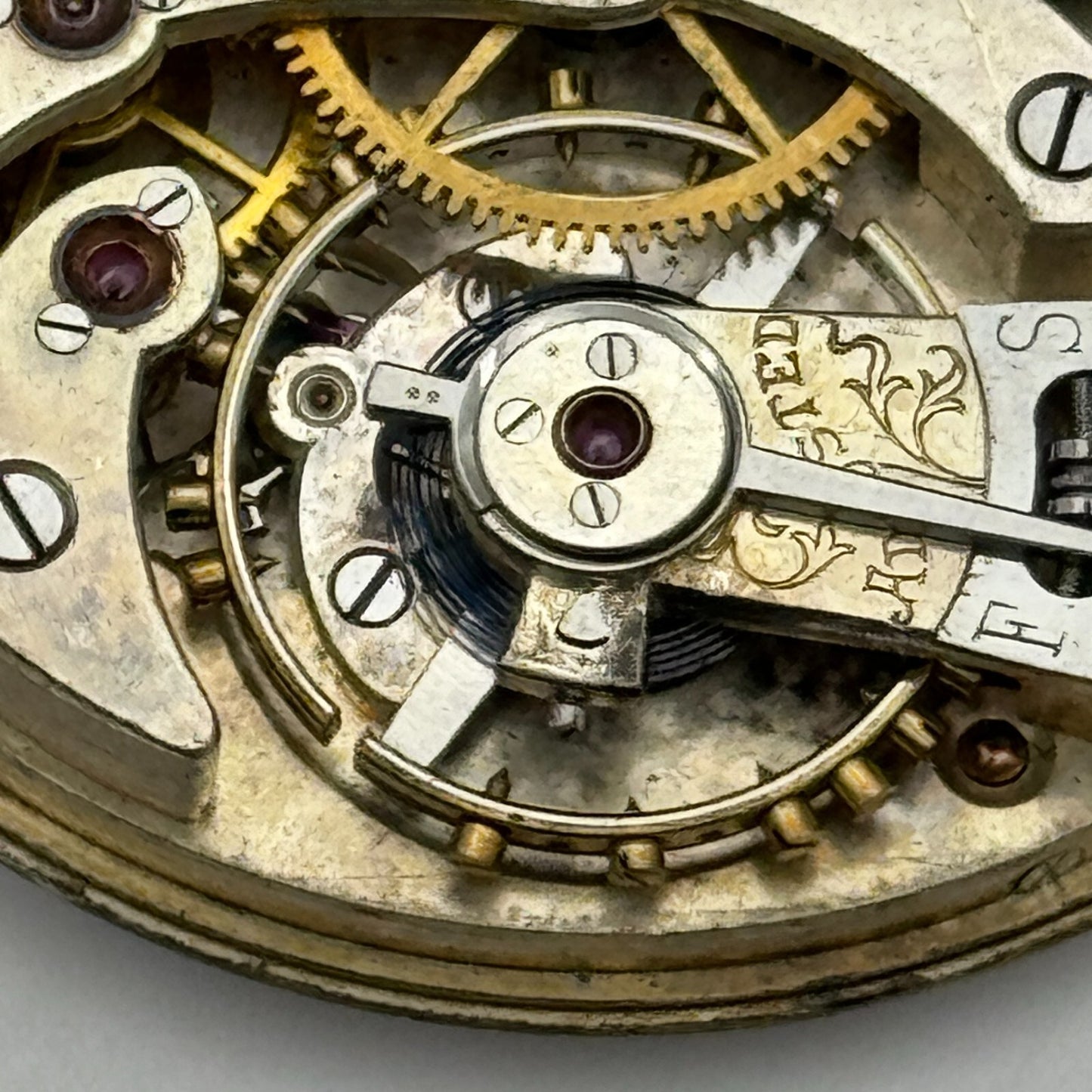 42mm Unidentified High Grade 19 Jewels Swiss Hunter Pocket Watch Movement PARTS