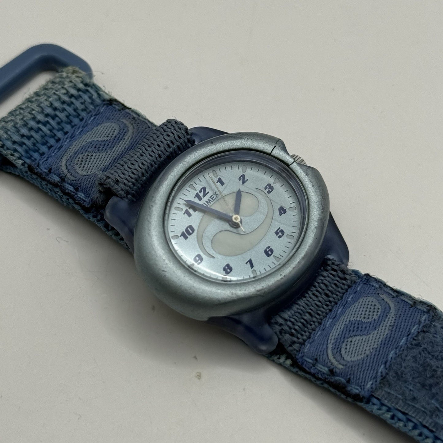 29mm Working Vintage Ladies Timex CR 1216 Blue Dial Strap Quartz Watch