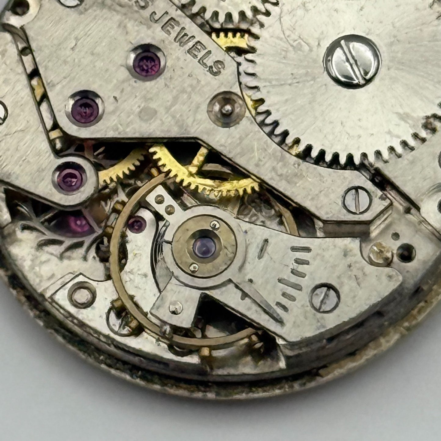 AS 1002 984 Watch Movement Avia Running Manual Wind Vintage Parts Repair 23.6mm