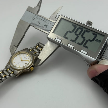 29mm Working Ladies Accurist WR50 Two Tone Date Dial Quartz Watch 5.5 Inches