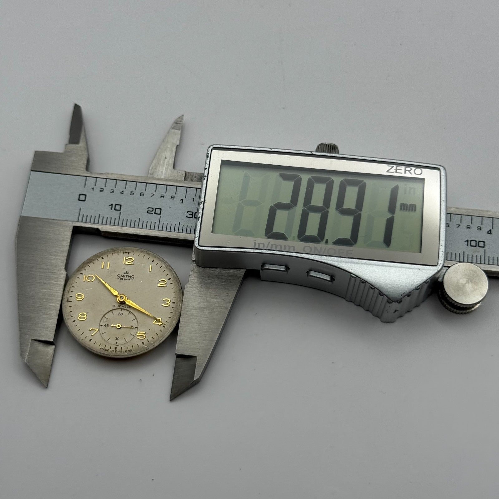 Smiths De Luxe C277089 Watch Movement Manual Wind Vintage Parts Repair 26.6mm