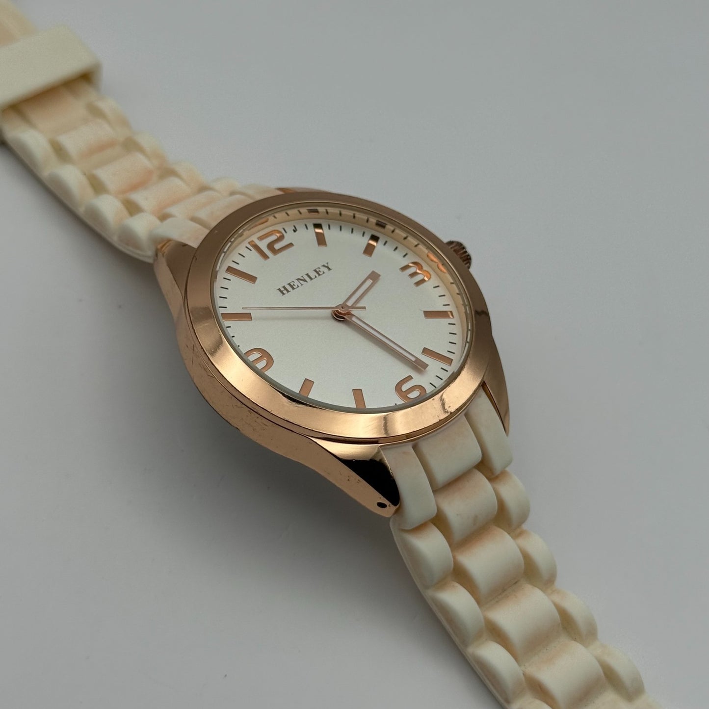 Henley Ladies Quartz Watch White Dial Rose Gold Tone Case Japan Working 40mm