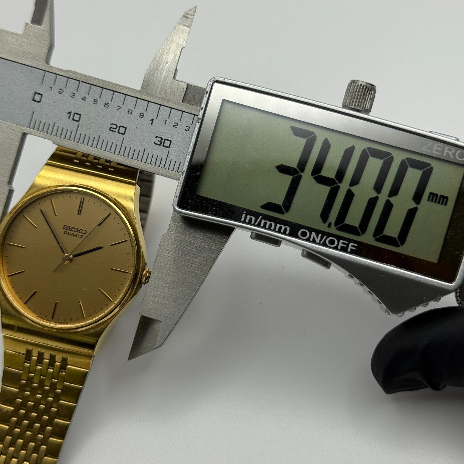 Seiko Men's Quartz Watch 7810-8059 Gold Tone Bracelet Japan 32mm PARTS REPAIR