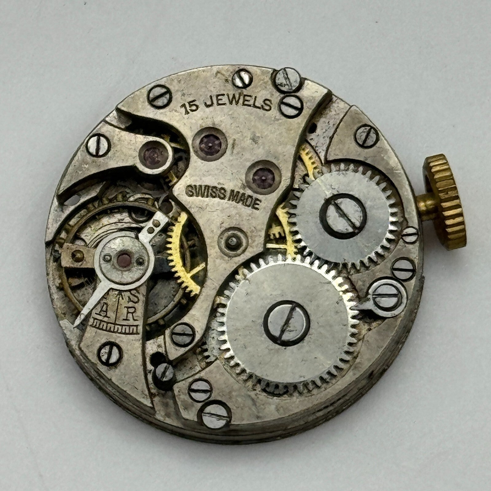 23.6mm Unidentified 15 Jewels Manual Wind Watch Movement Swiss Vintage PARTS