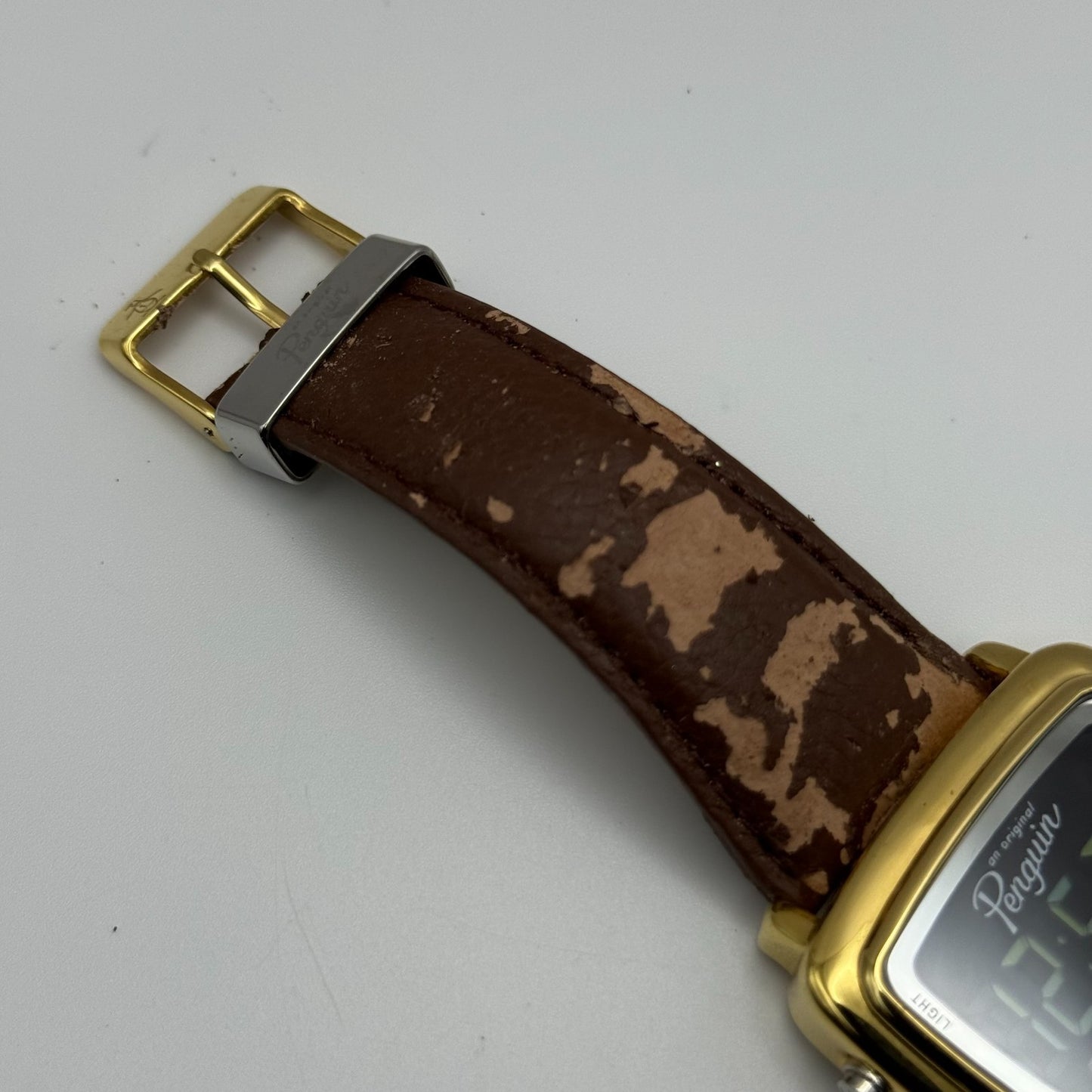 An Original Penguin Digital Quartz Watch Gold Tone Case Japan Working 41mm