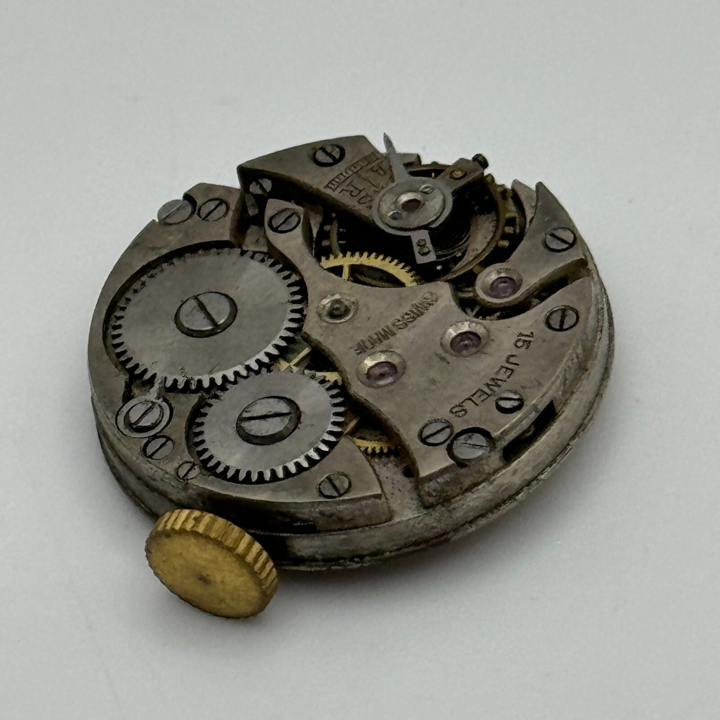 23.6mm Unidentified 15 Jewels Manual Wind Watch Movement Swiss Vintage PARTS