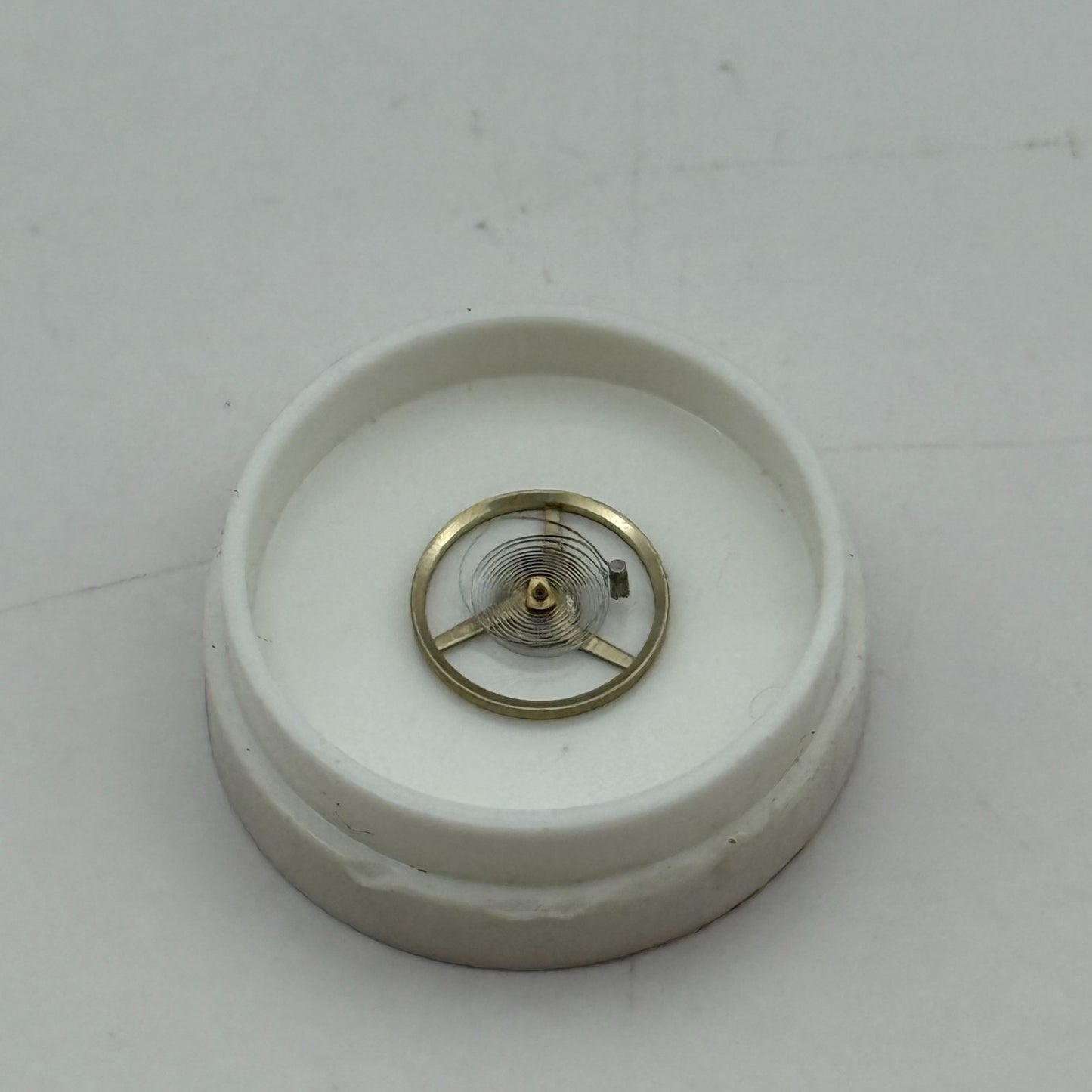 ST 69-21 Balance Wheel Complete And Spring 1509 M Watch Movement Parts 