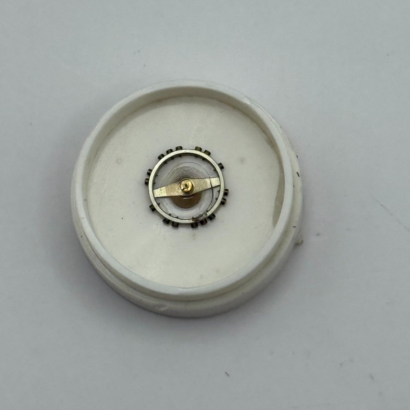 FEF 6600 Balance Wheel Complete And Spring  Inca 1181 M Watch Movement Parts NOS