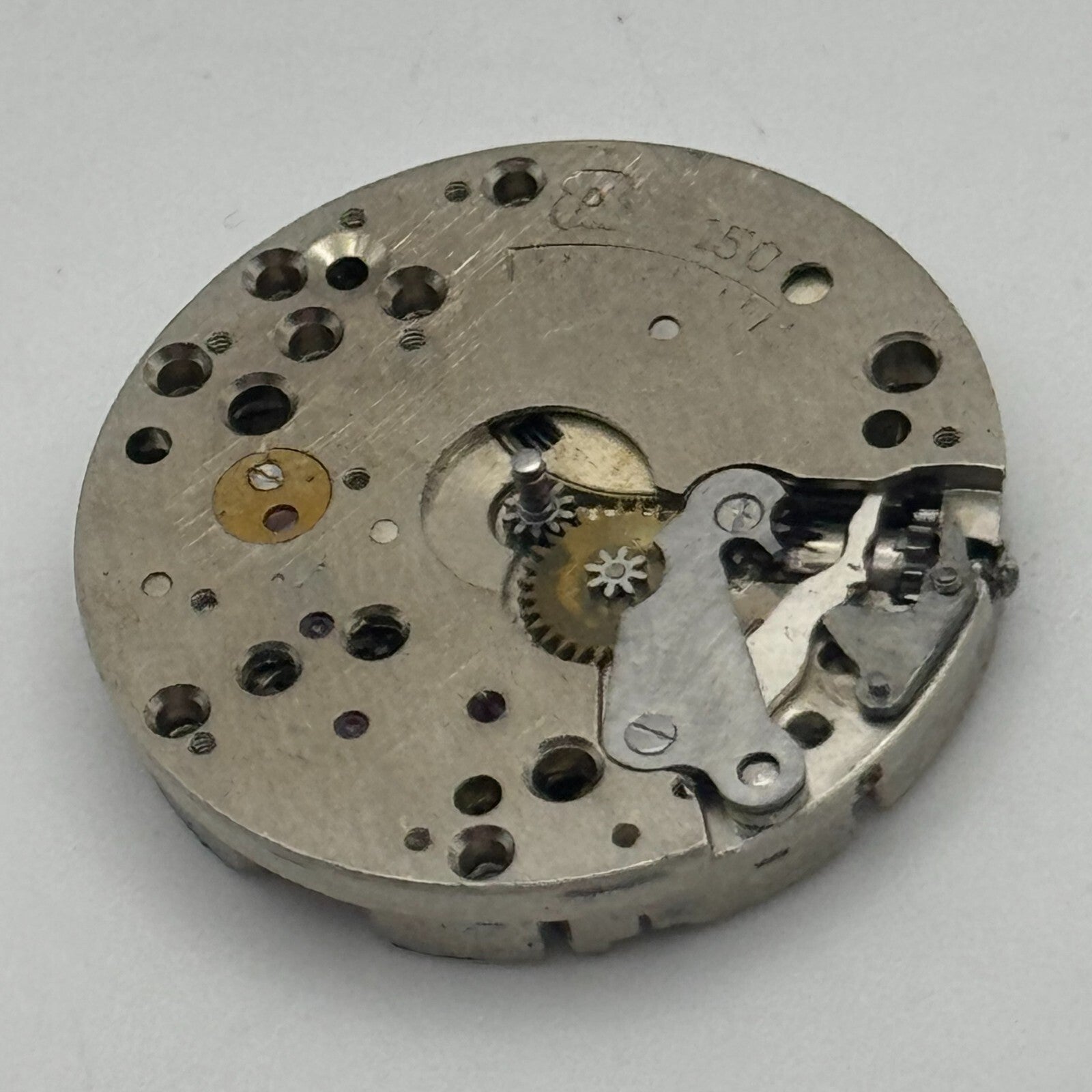 23.6mm Arogno A 150 Manual Wind 15 Jewels Vintage Swiss Watch Movement PARTS