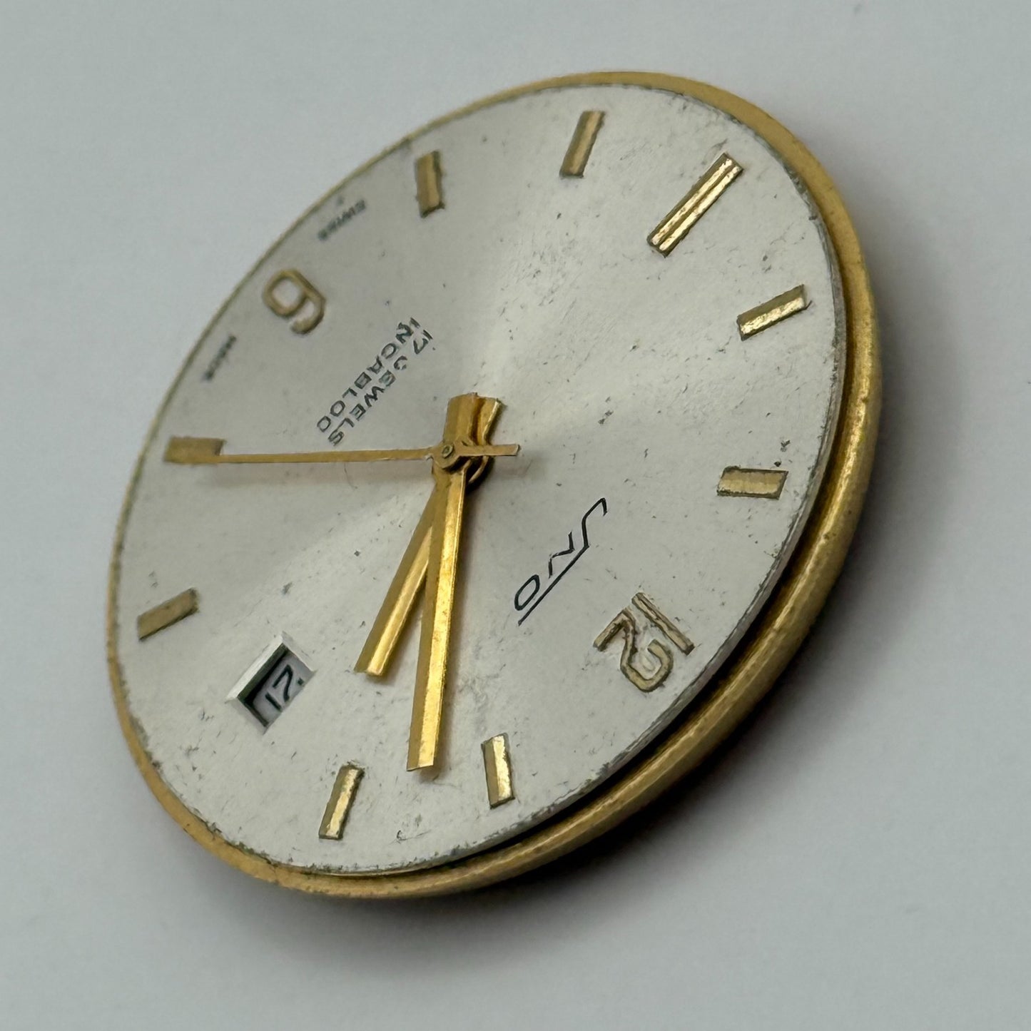 ETA 2408 Date Watch Movement UNO Manual Wind Vintage Swiss Parts Repair 31.8mm