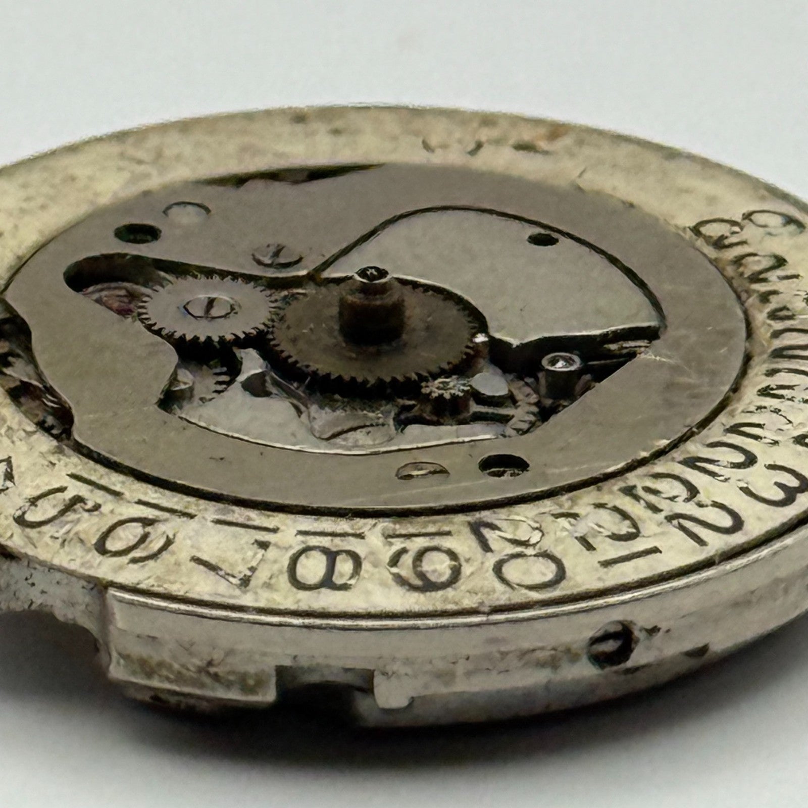 AS ST 1950/51 17 Jewels Watch Movement Manual Wind Vintage Parts Repair 26mm