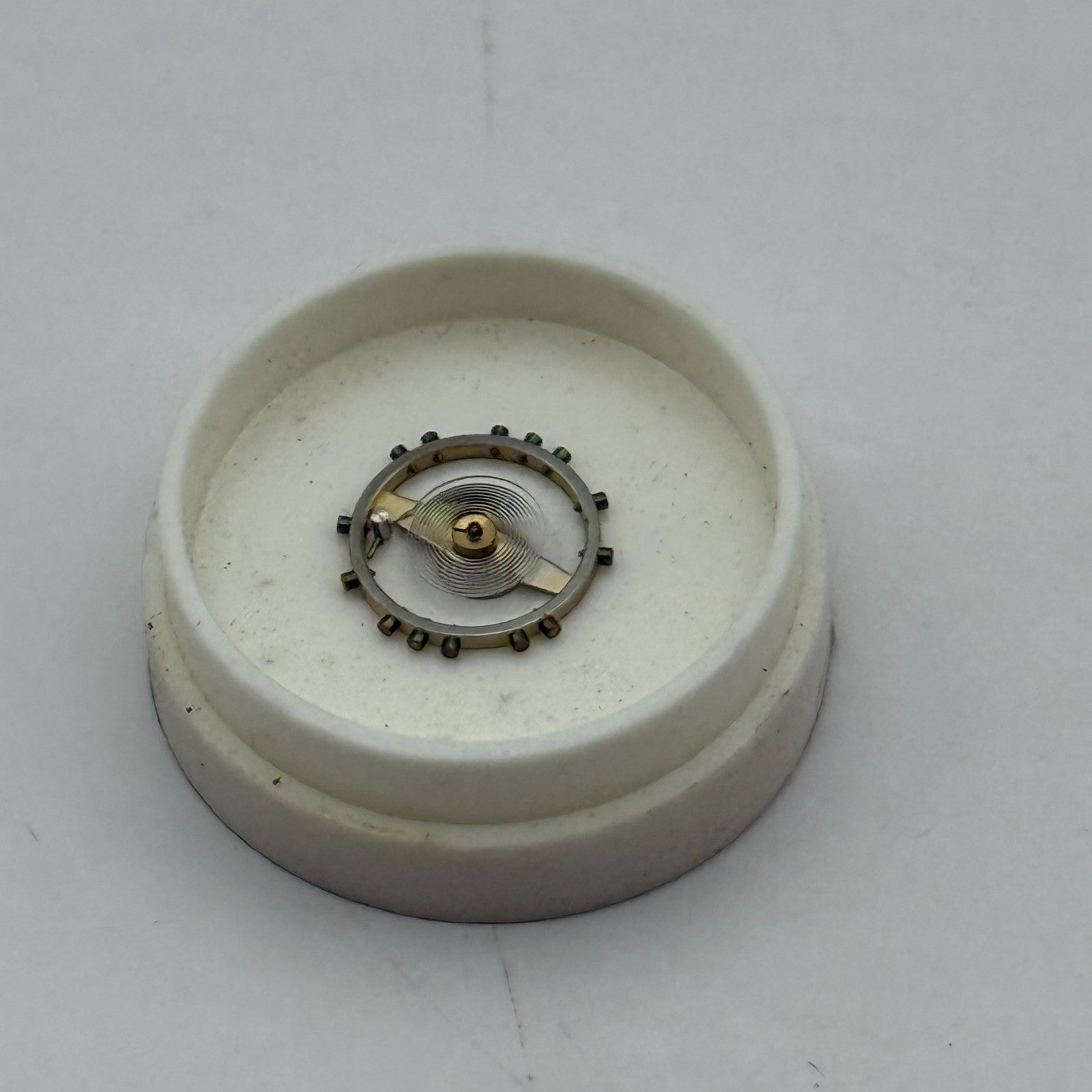 FHF 34 Balance Wheel Complete And Spring 7 3/4''' 1047 M Watch Movement Parts 