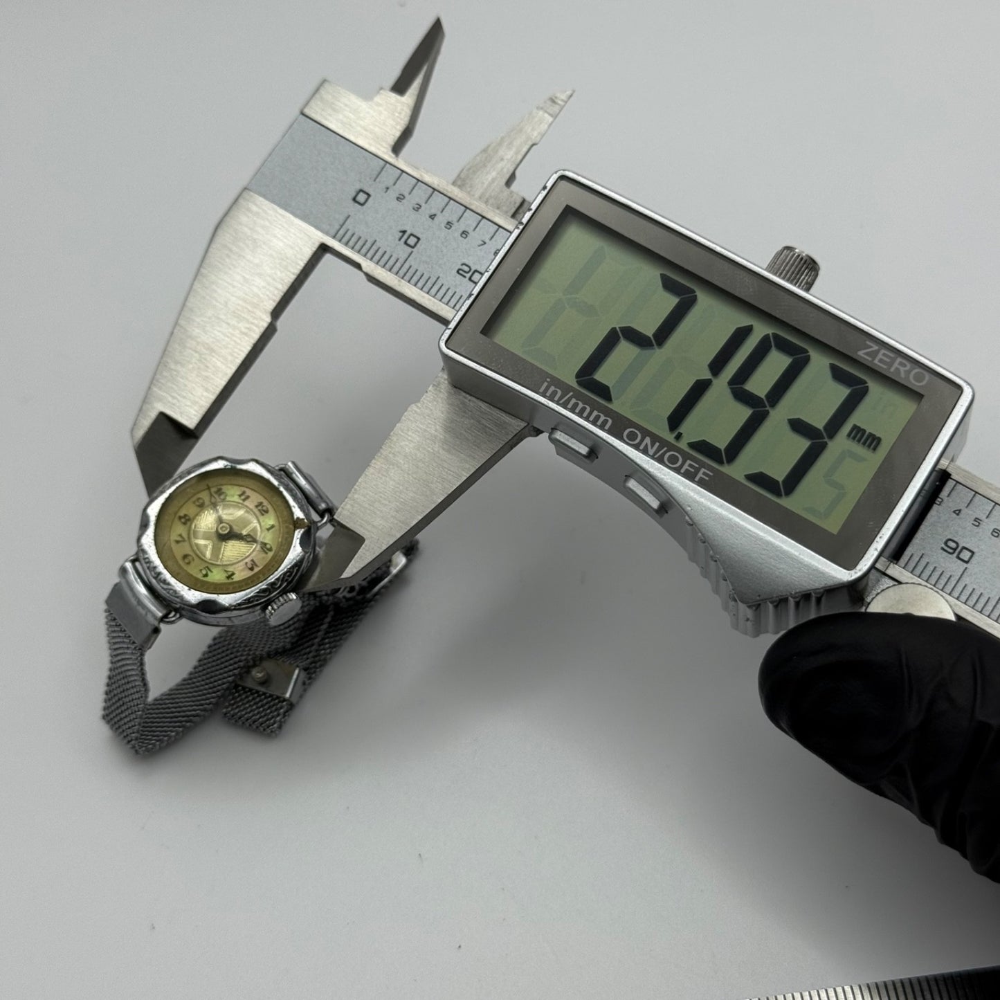 21mm Vintage Ladies Art Deco Mother Of Pearl Dial Manual Wind Watch PARTS REPAIR