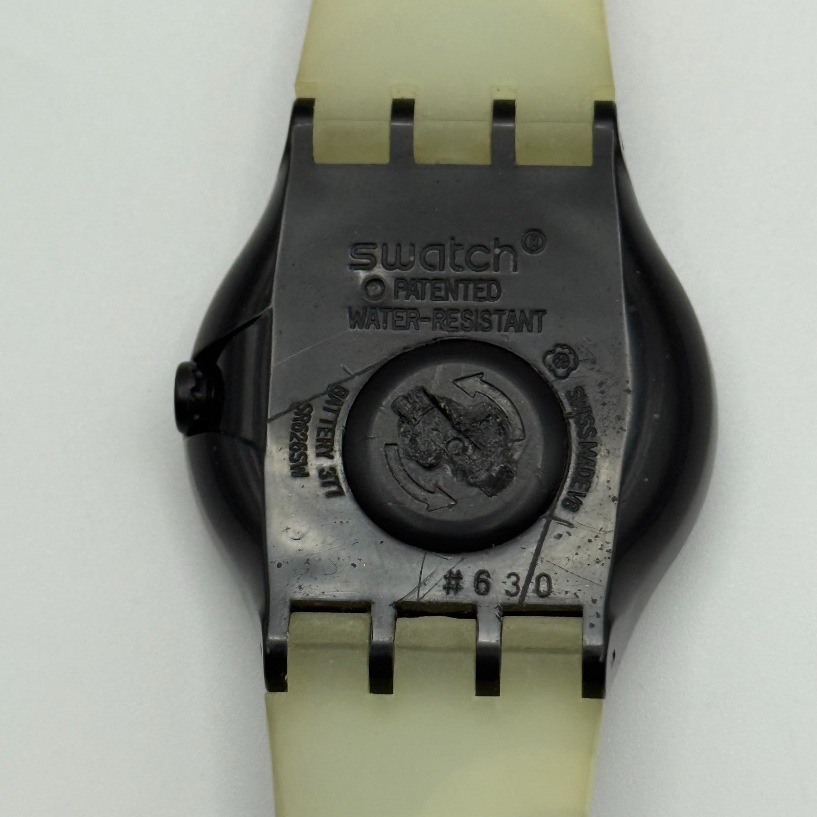 2005 Swatch Jelly in Jelly Purple Mystery SUJB101 Quartz Watch + Box 36mm