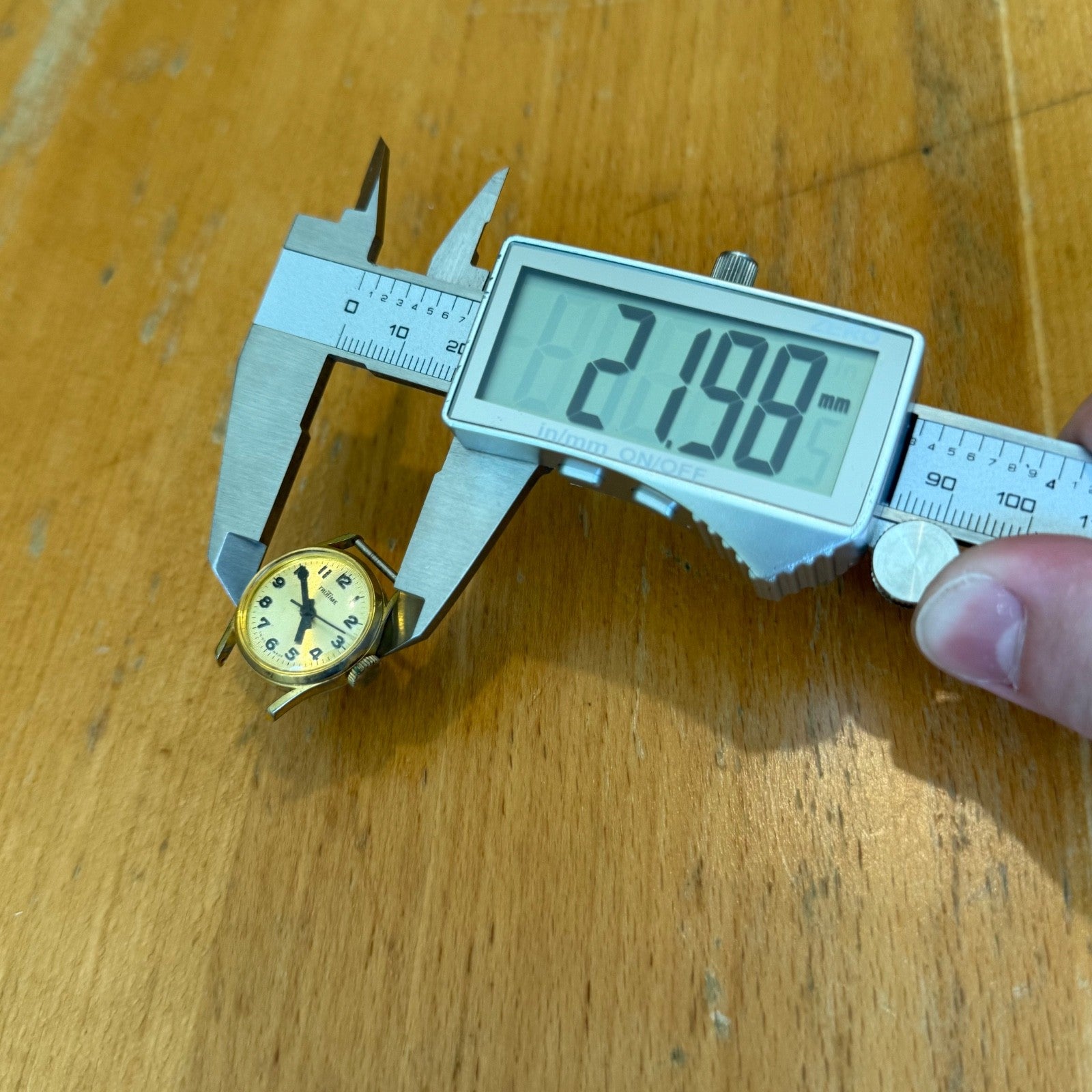 21mm Vintage Trutime Swiss Ronda RE 8133 Manual Wind Watch PARTS / REPAIR