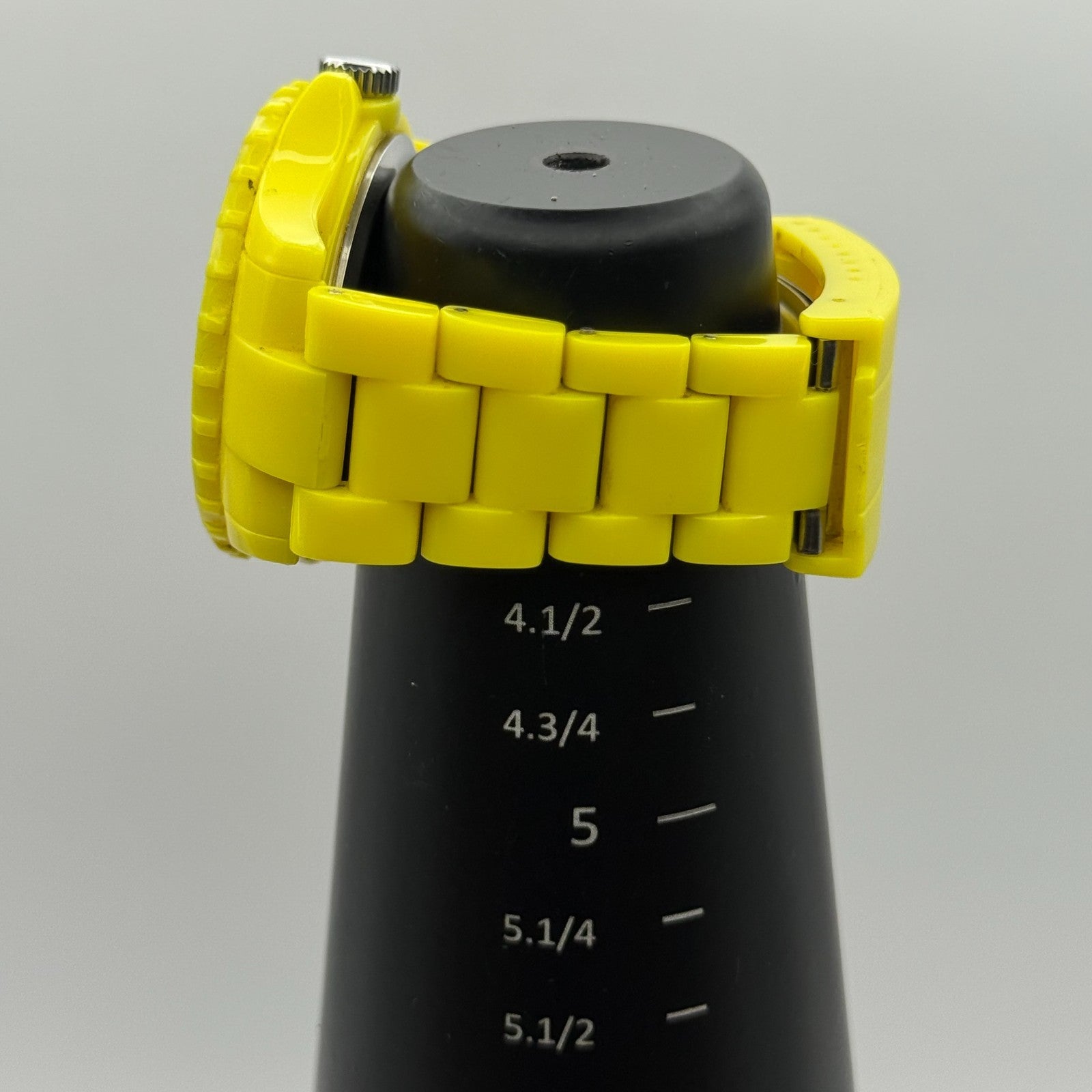 Identity London Unisex Kids Yellow Quartz Watch Bracelet Working 42mm