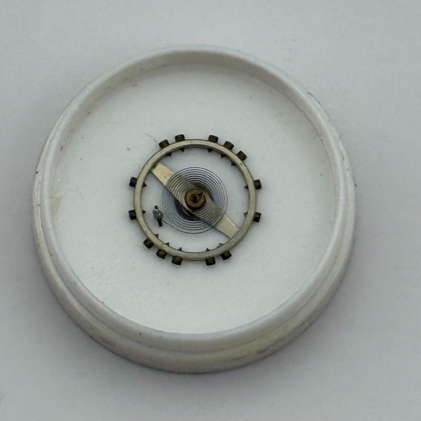 FEF 270 Balance Wheel Complete And Spring  5¼’’’ 173 Watch Movement Parts NOS