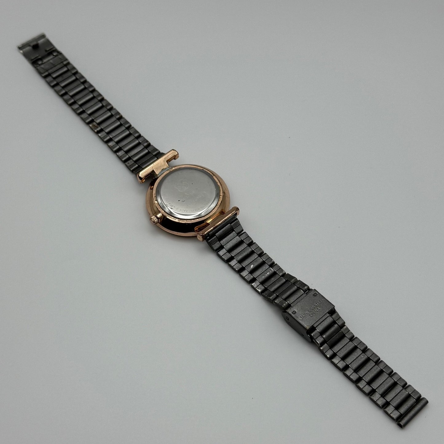 Working Daisy Fuentes Sub Seconds Ladies 33mm Quartz Watch DF145RGGY New Battery