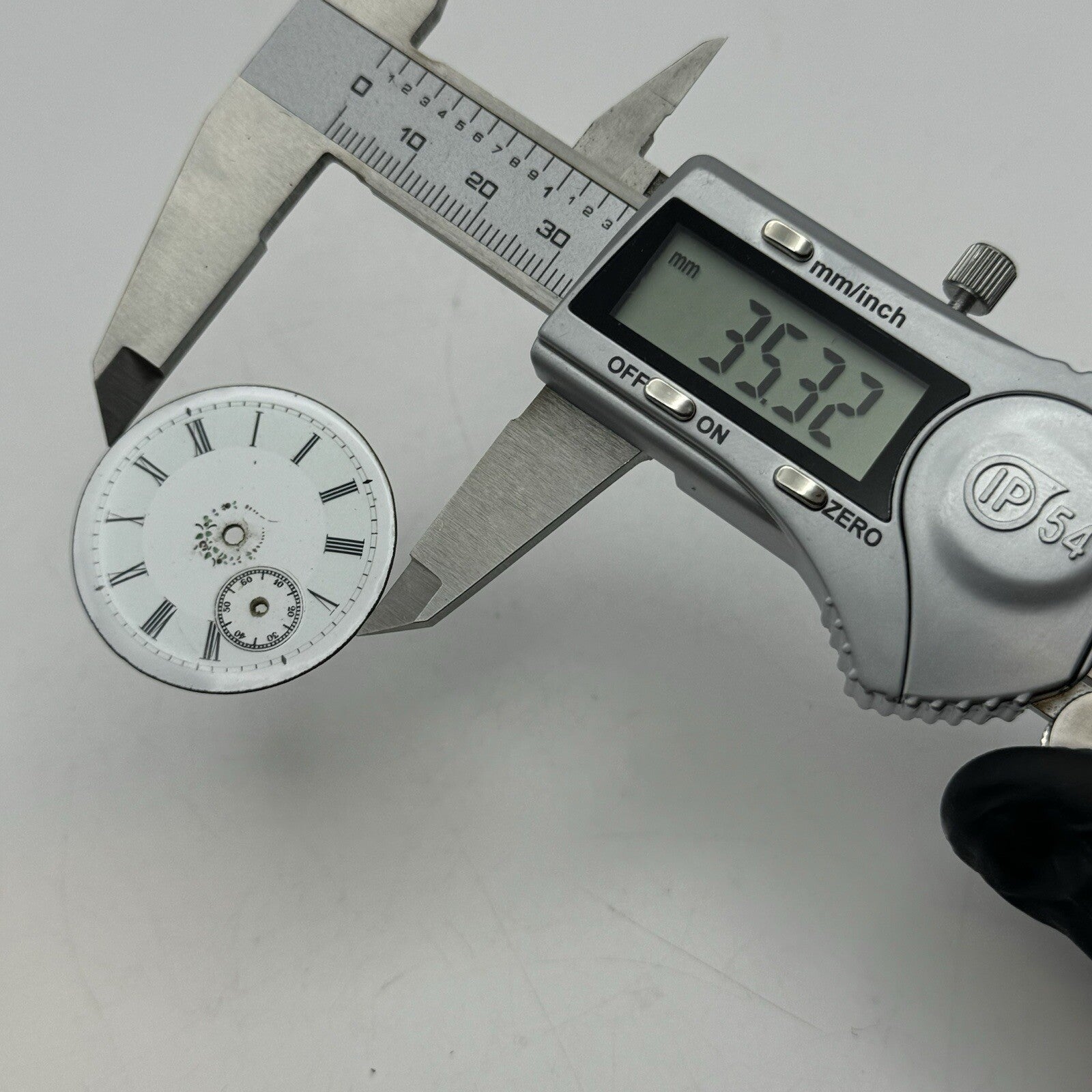 36.2mm Beautiful Patterned Dial Cylinder Pocket Watch Movement FOR PARTS