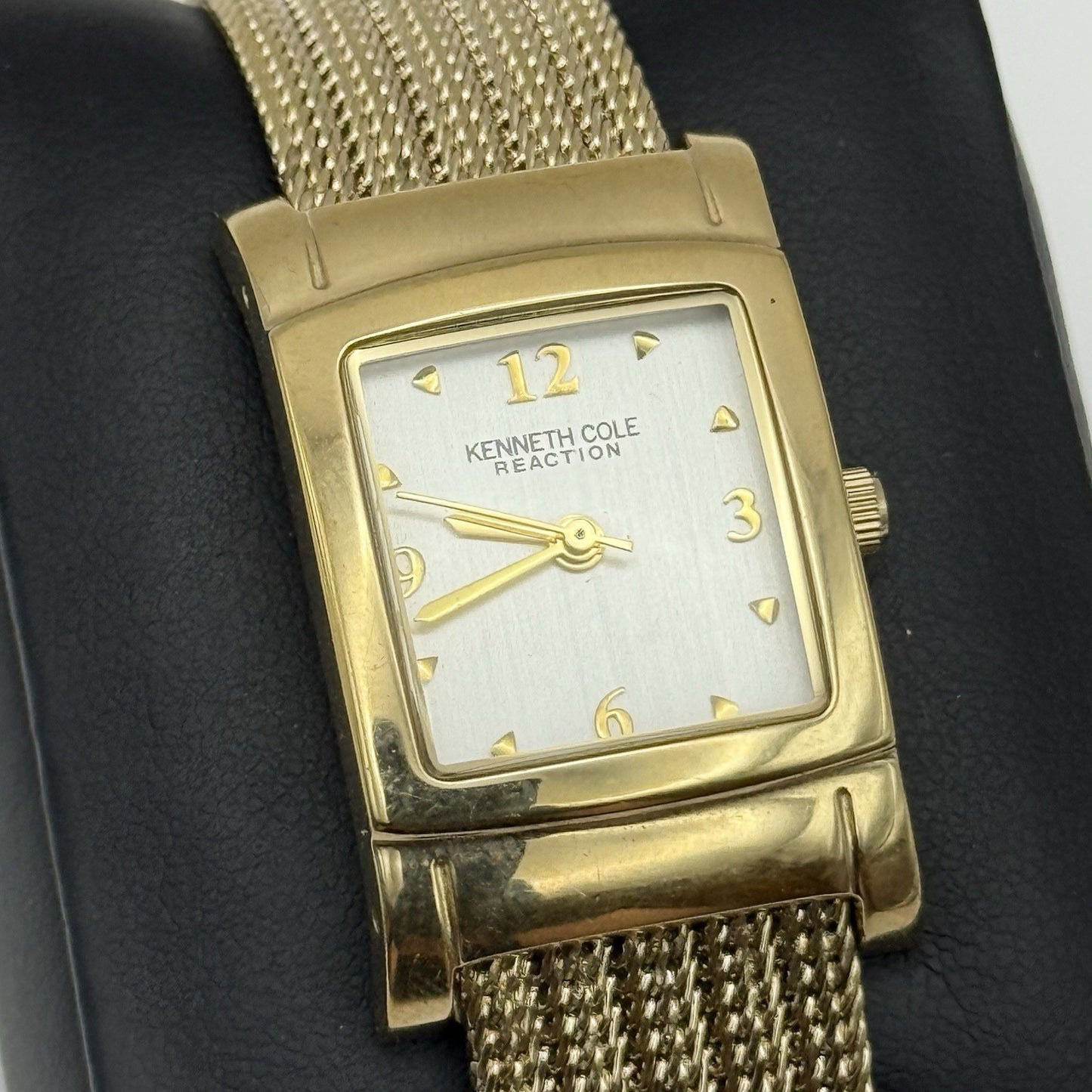 21mm Working Ladies Kenneth Cole Reaction Gold Plated Quartz Watch 6.5 Inches