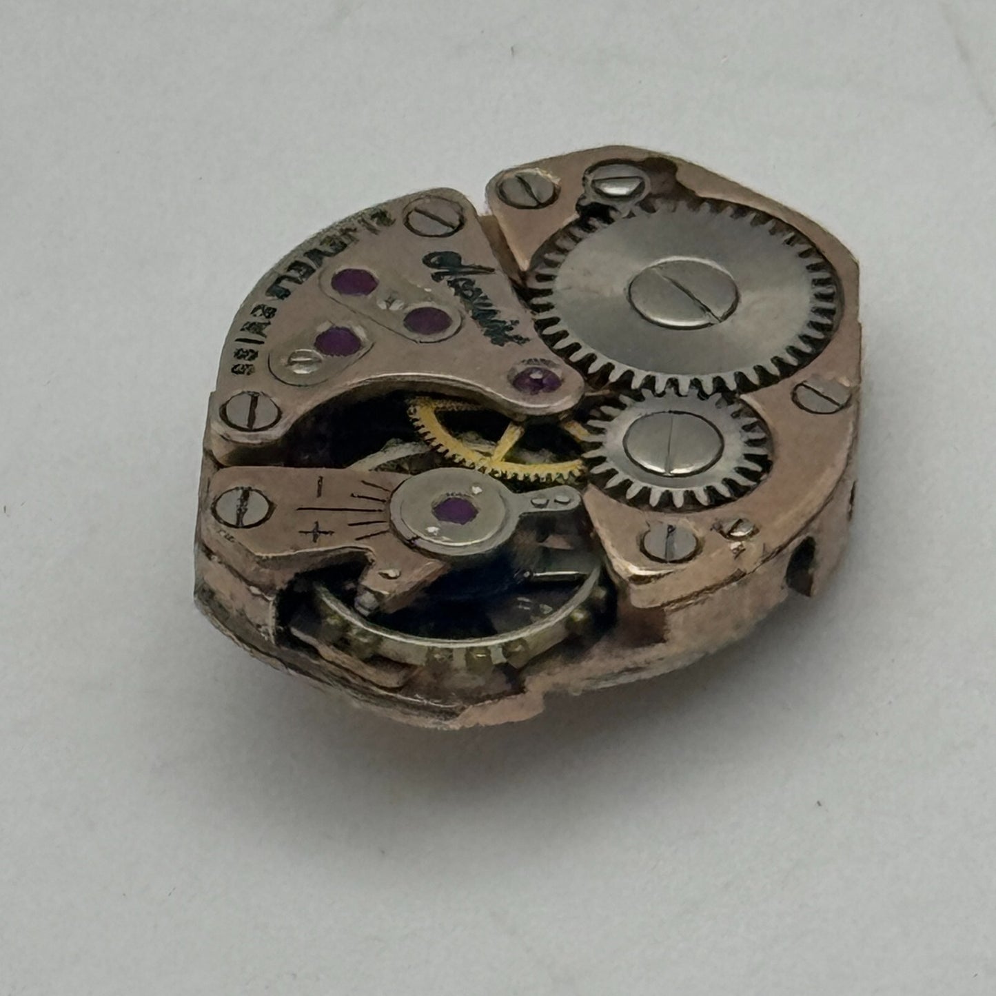 15.3mm Ladies Accurist FHF 60 Manual Wind Watch Movement Swiss Vintage PARTS