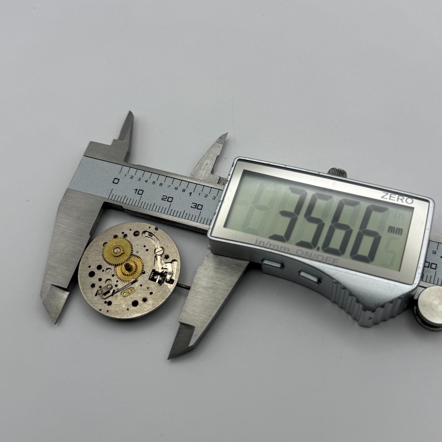 BFG 866 Watch Movement Oberon Manual Wind Vintage Swiss Parts Repair 26.2mm