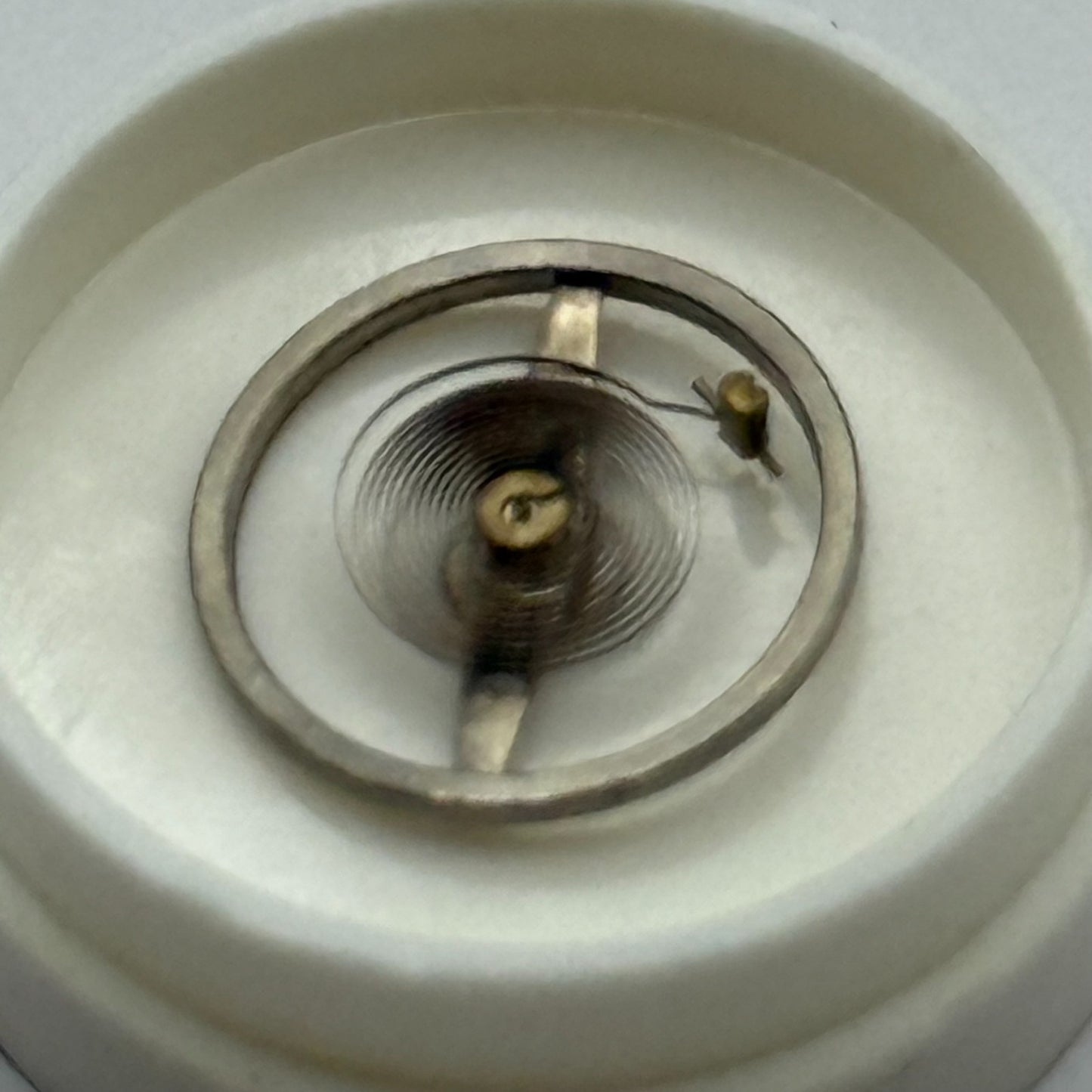 Oris 470 471 Balance Wheel Complete And Spring 334 Watch Movement Parts NOS