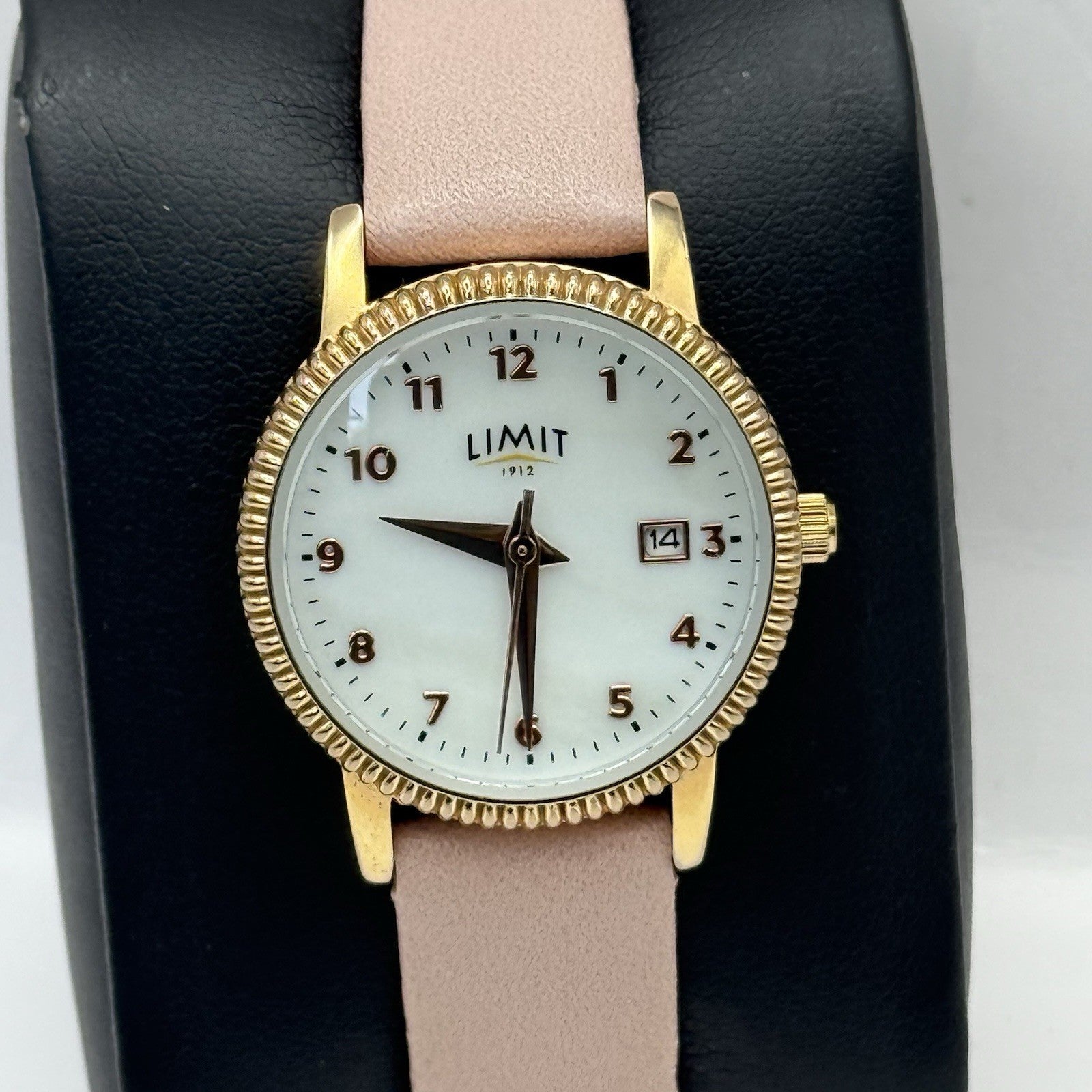 27mm Working Ladies Limit Mother Of Pearl Date Dial C-VJ22 Pink Quartz Watch