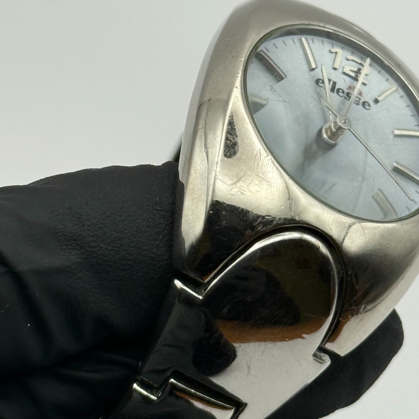 Ellesse Ladies Quartz Watch Silver Tone Bracelet Steel Japan Working 28mm