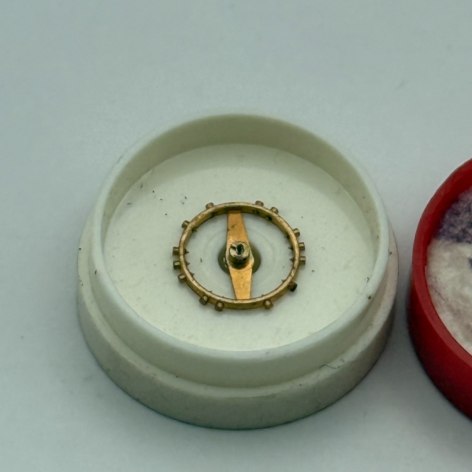 FEF 270 Balance Complete 8 1/4''' Renata 173 Watch Movement Parts Vintage NOS