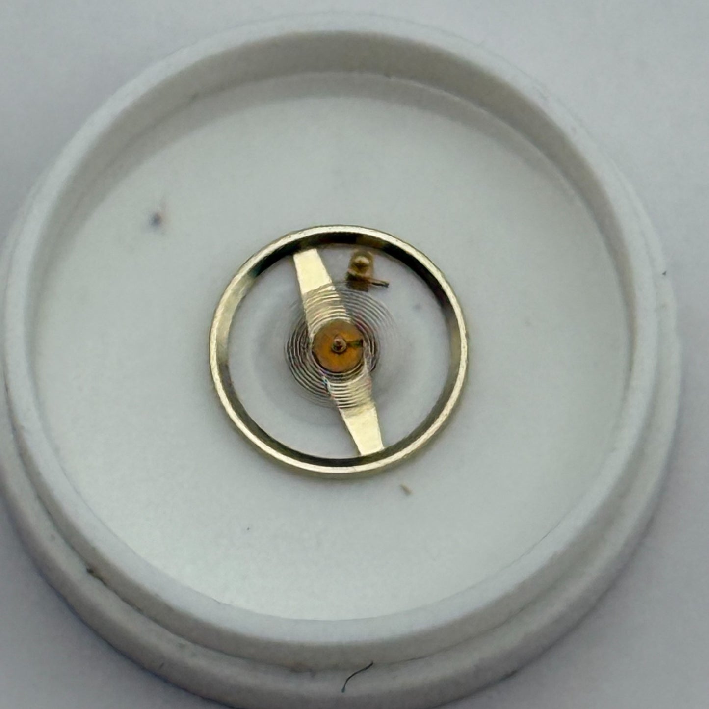 BFG 930 Balance Wheel Complete And Spring 7¾’’’ pl 1310 Watch Movement Parts NOS